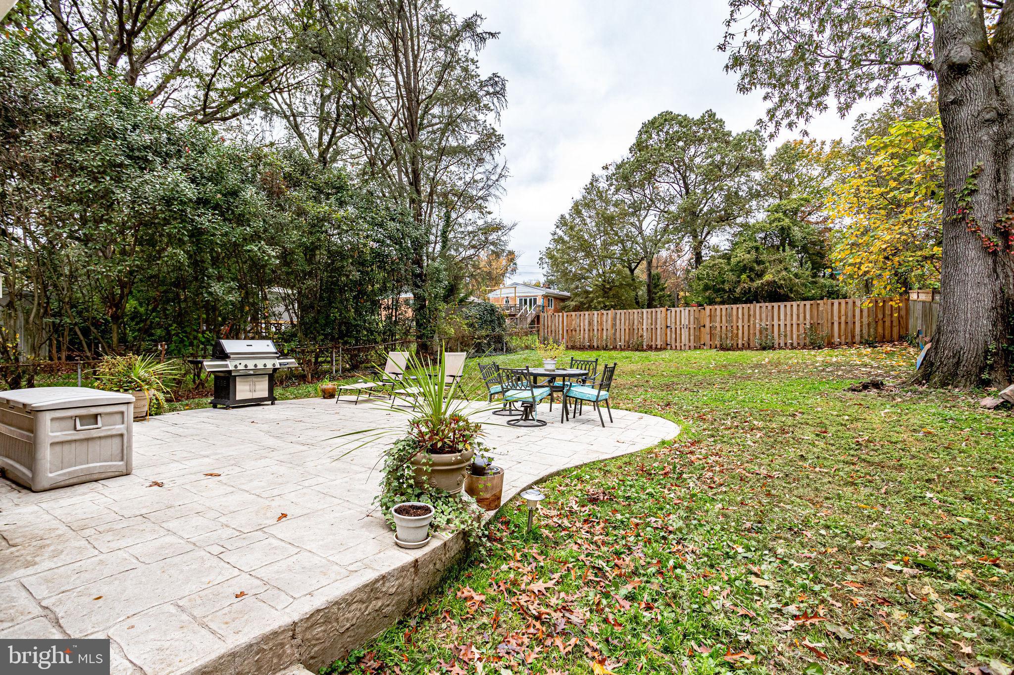 NORTH BARCROFT - Residential