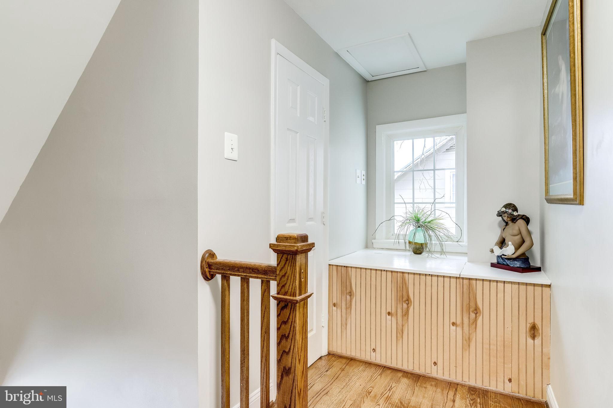 NORTH BARCROFT - Residential