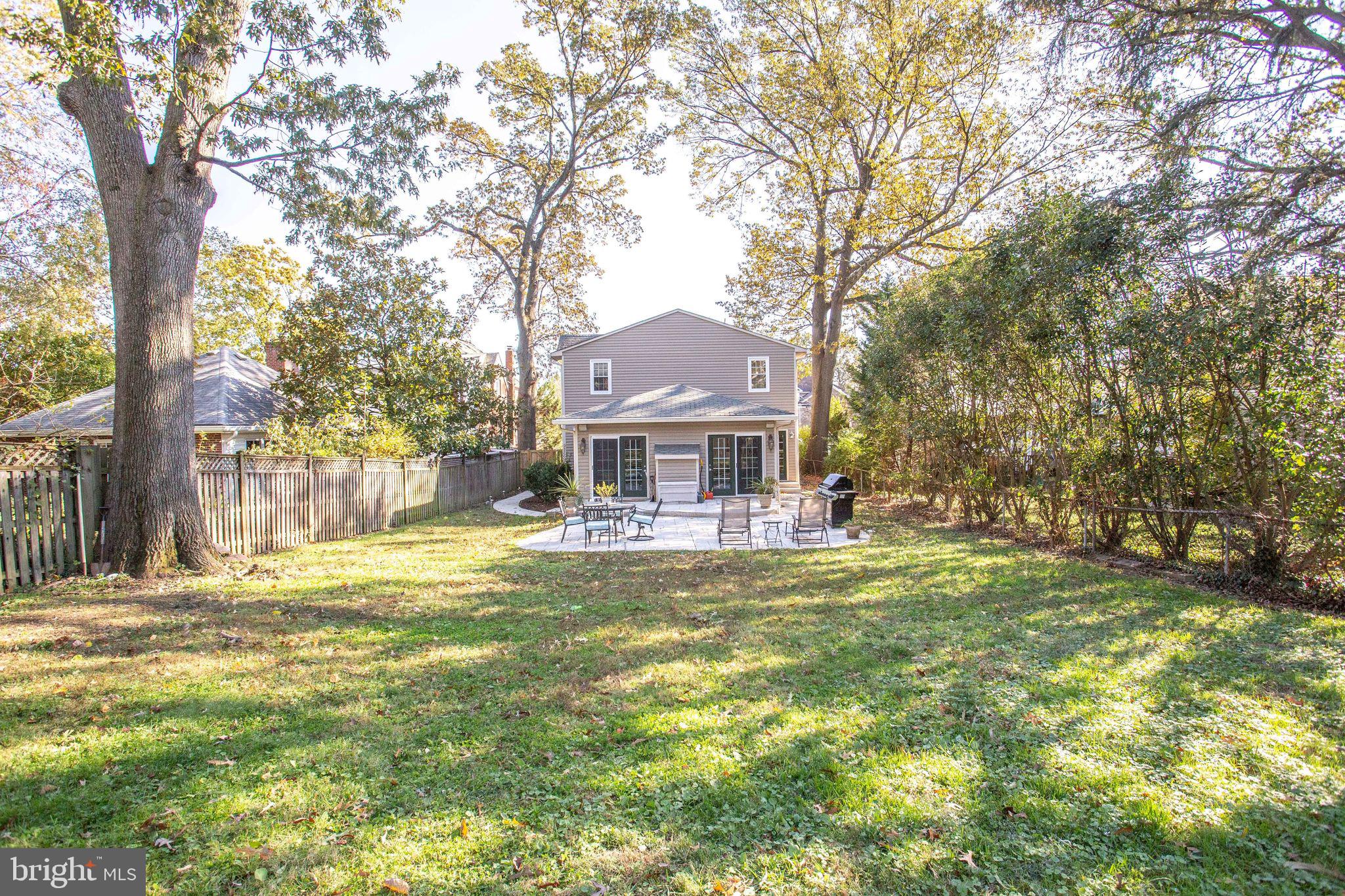 NORTH BARCROFT - Residential