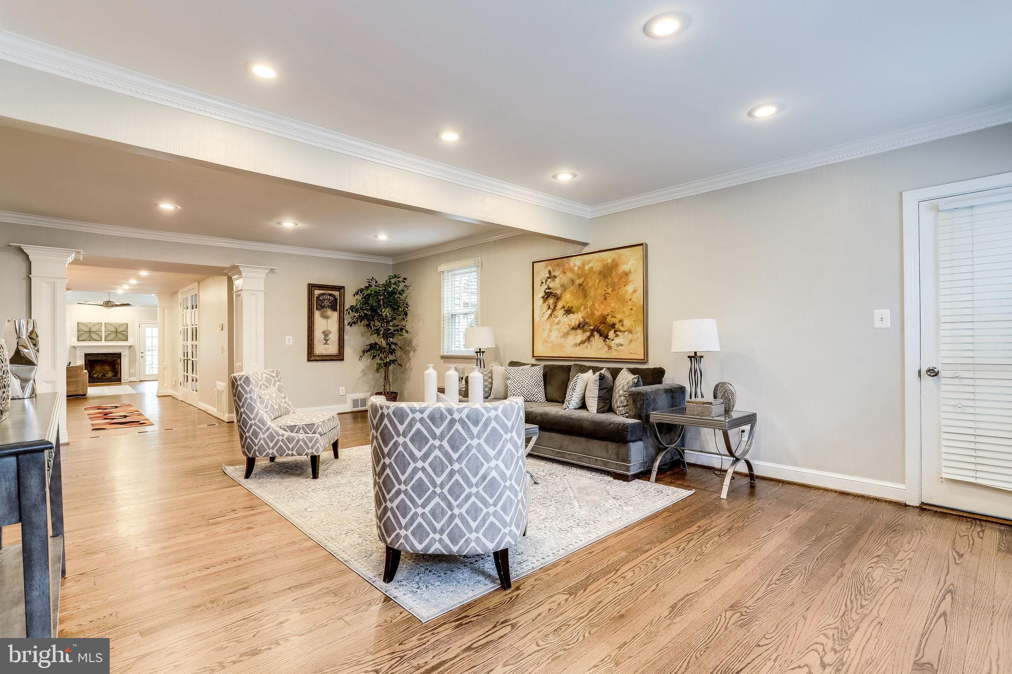 NORTH BARCROFT - Residential