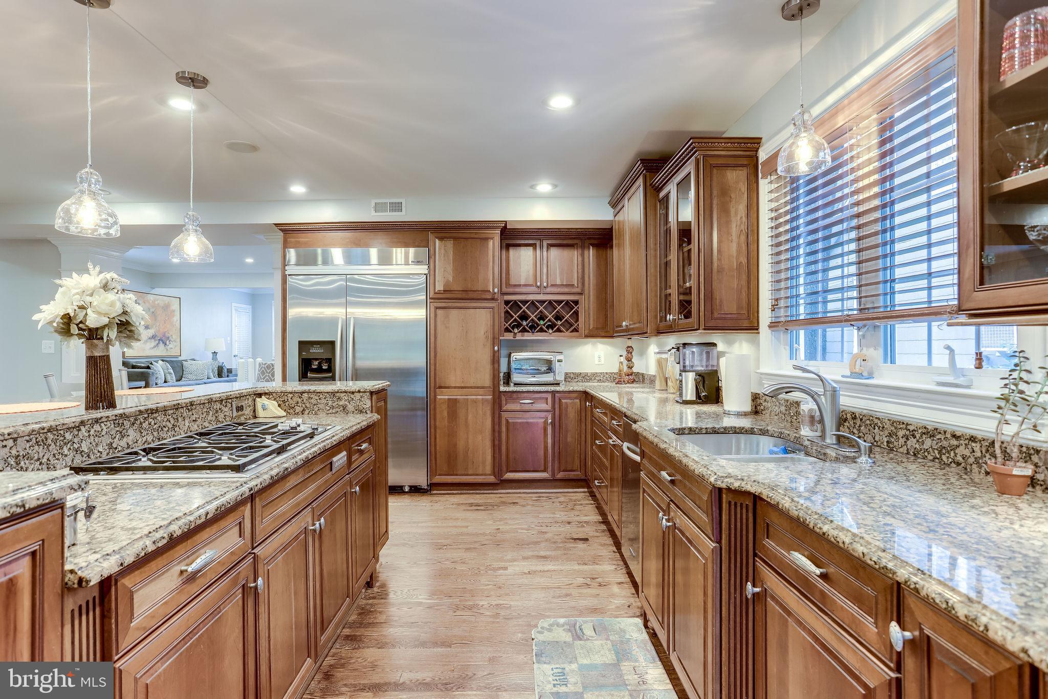 NORTH BARCROFT - Residential