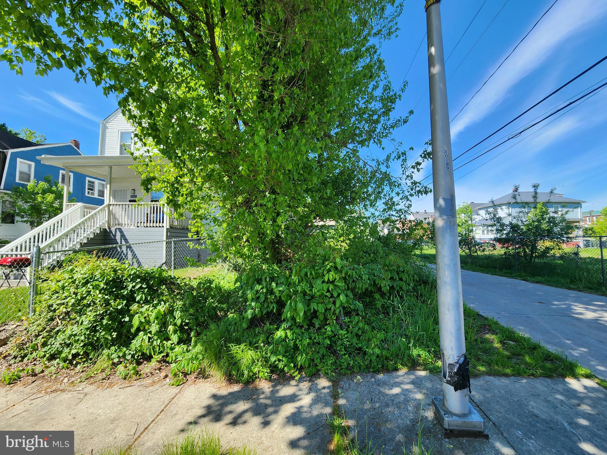 ARLINGTON - Residential