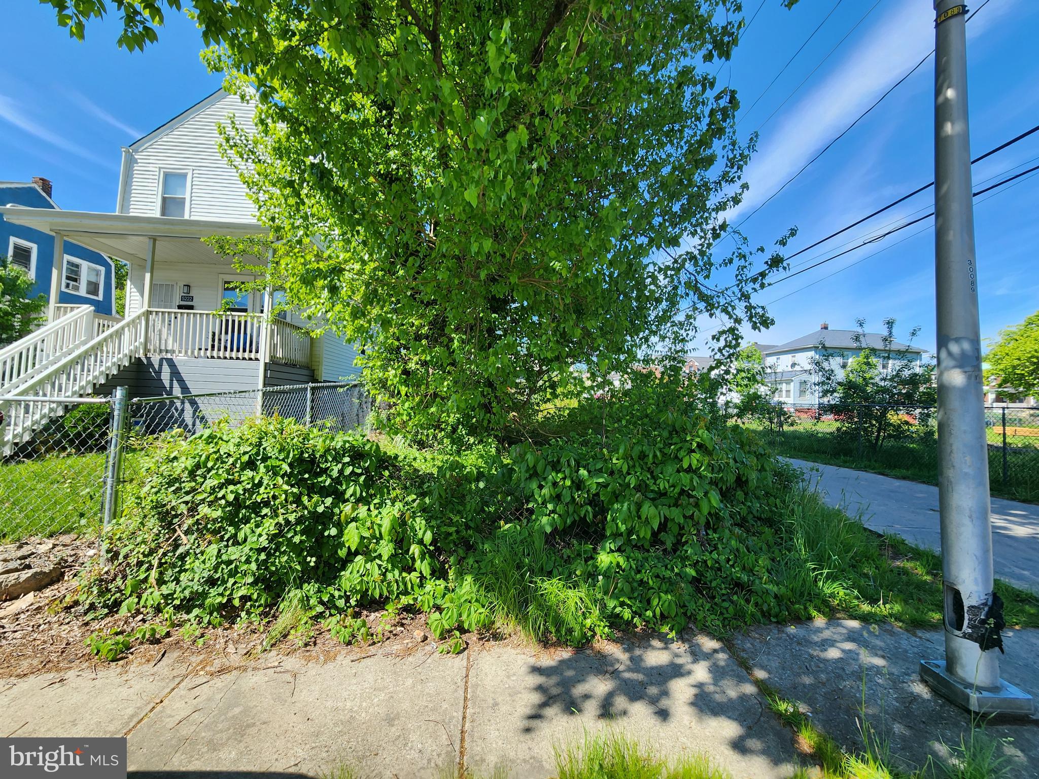 ARLINGTON - Residential