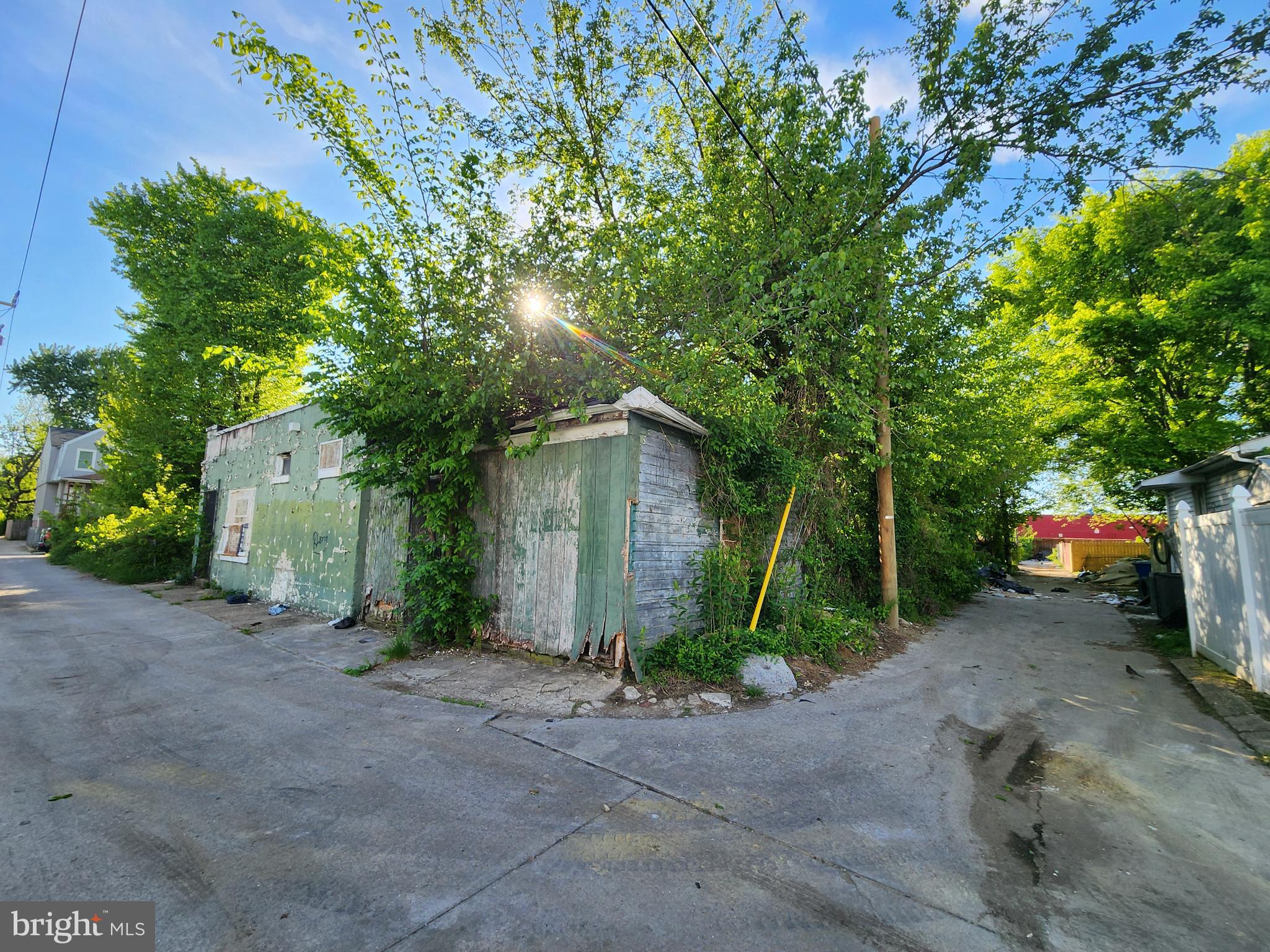 ARLINGTON - Residential