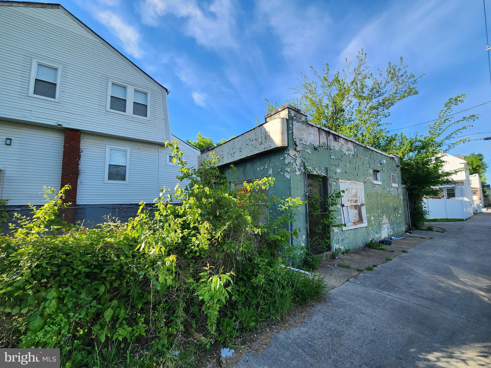 ARLINGTON - Residential
