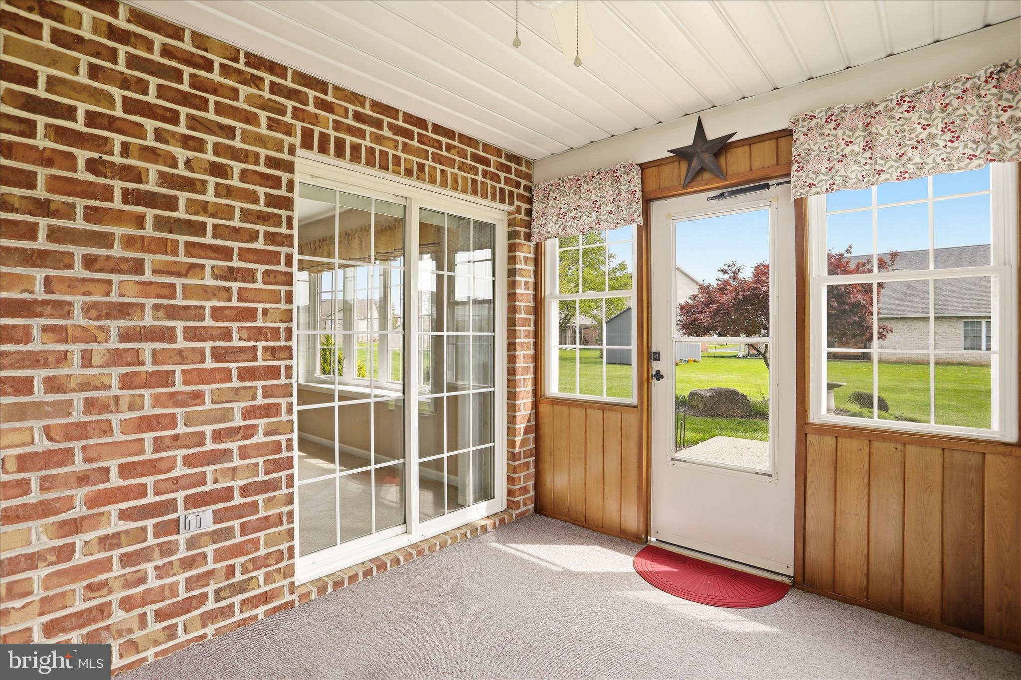 LAURICH MEADOWS - Residential