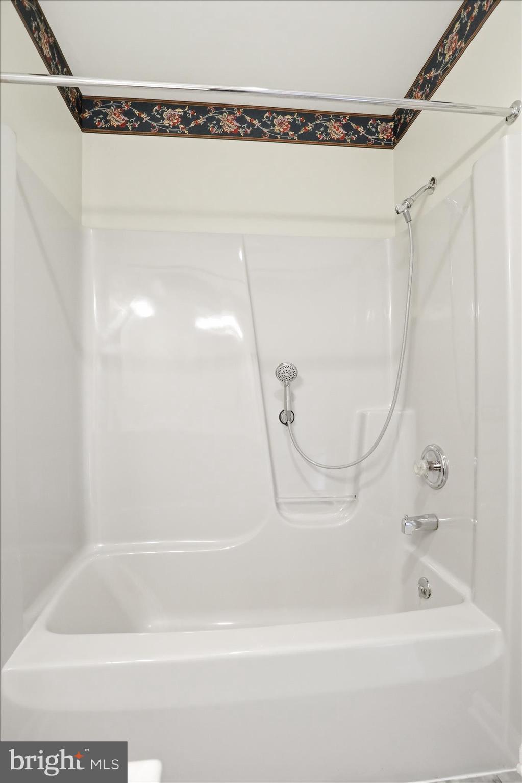 LAURICH MEADOWS - Residential