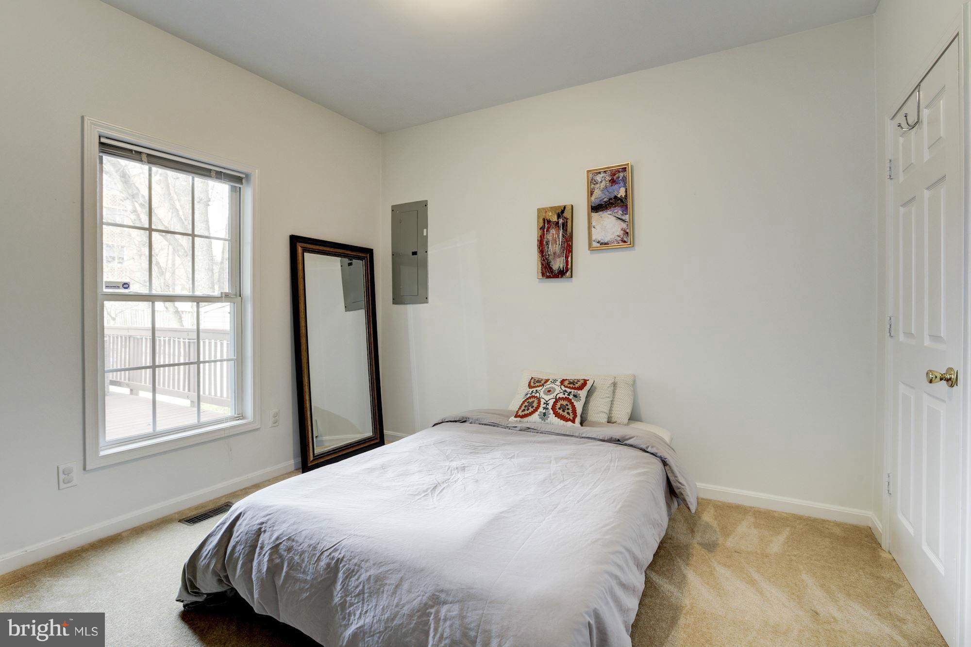 NEW ALEXANDRIA - Residential