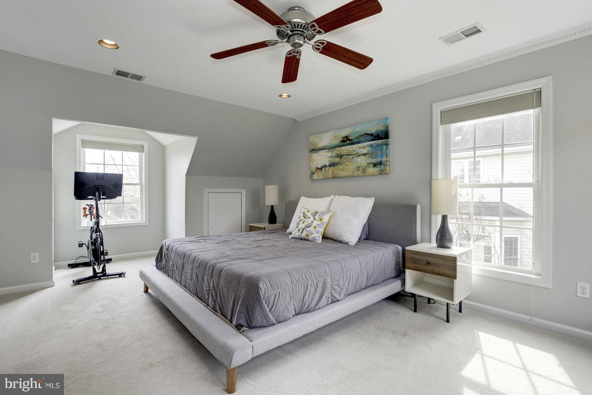 NEW ALEXANDRIA - Residential