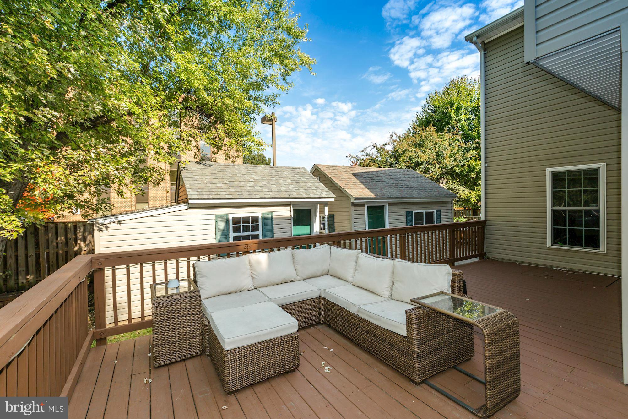 NEW ALEXANDRIA - Residential