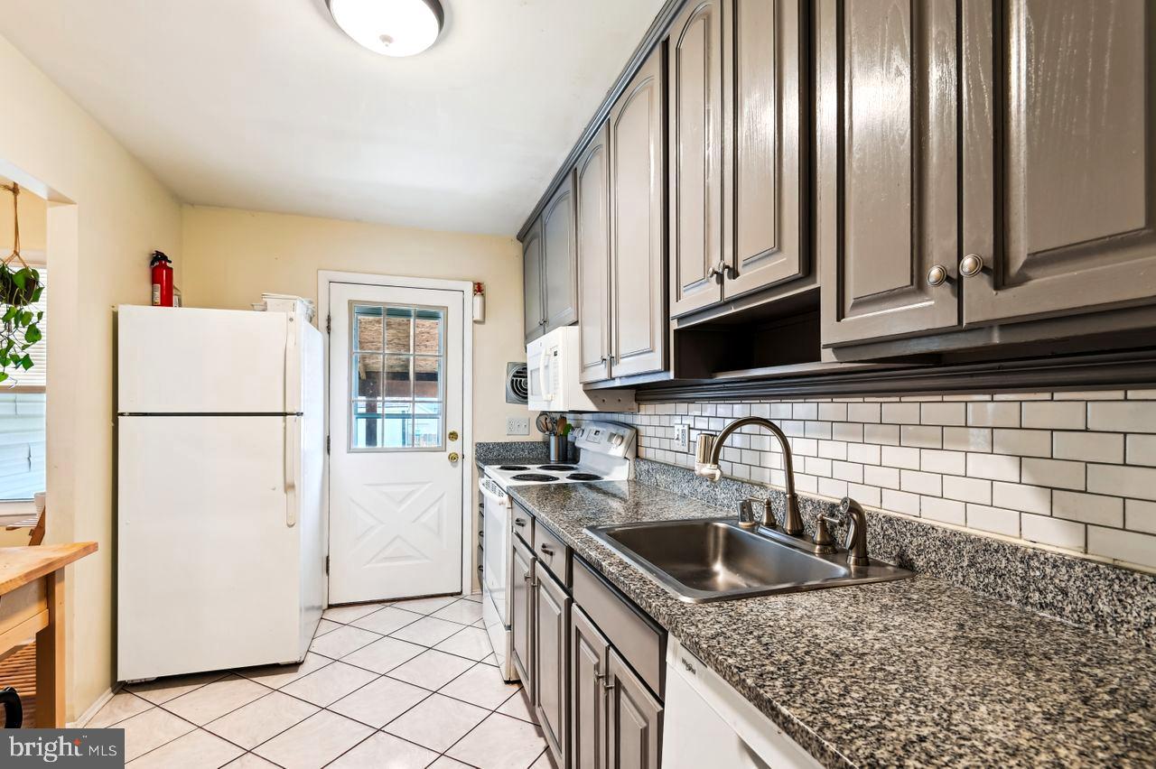 BELMONT - Residential