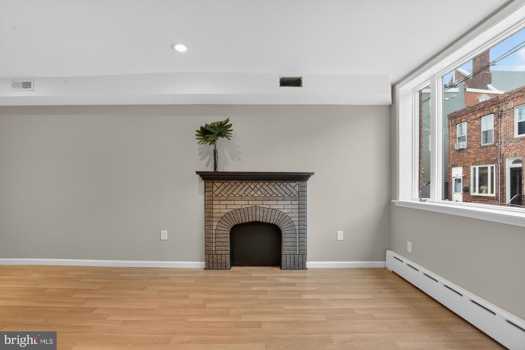 Photo of 1908 S Jessup Street, PHILADELPHIA, PA 19148 (MLS # PAPH2566948)