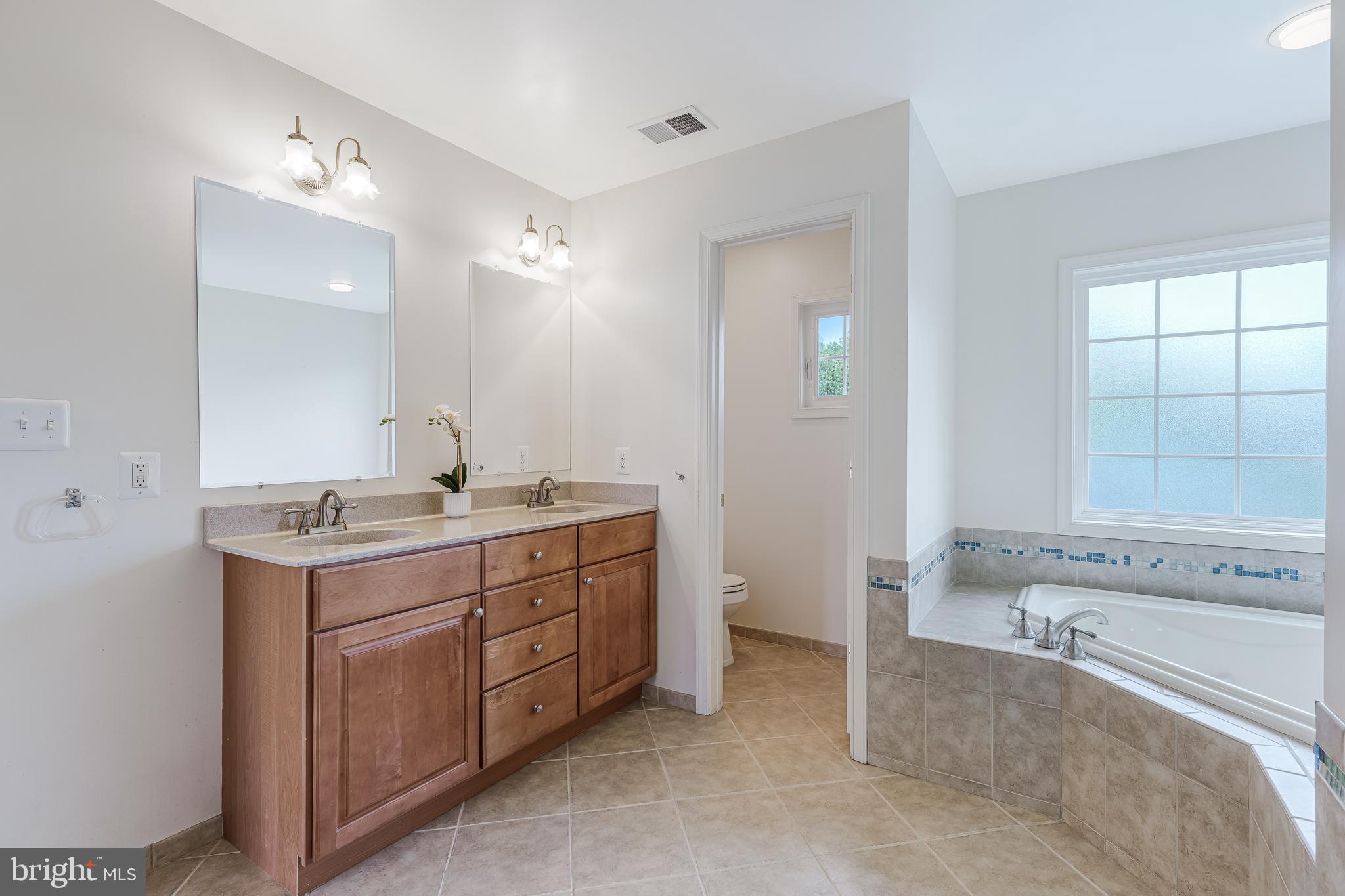 BIRCHWOOD - Residential