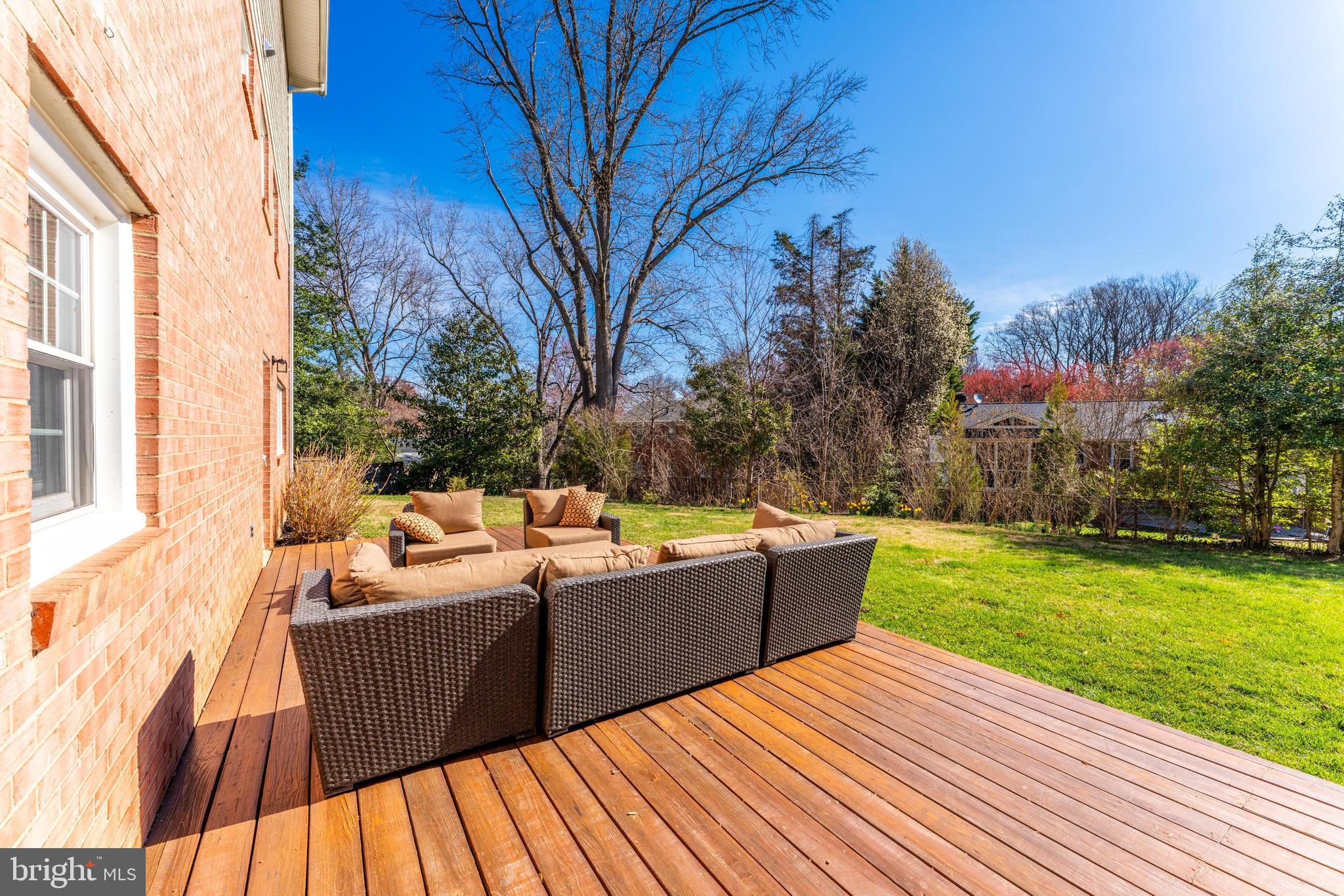 BIRCHWOOD - Residential