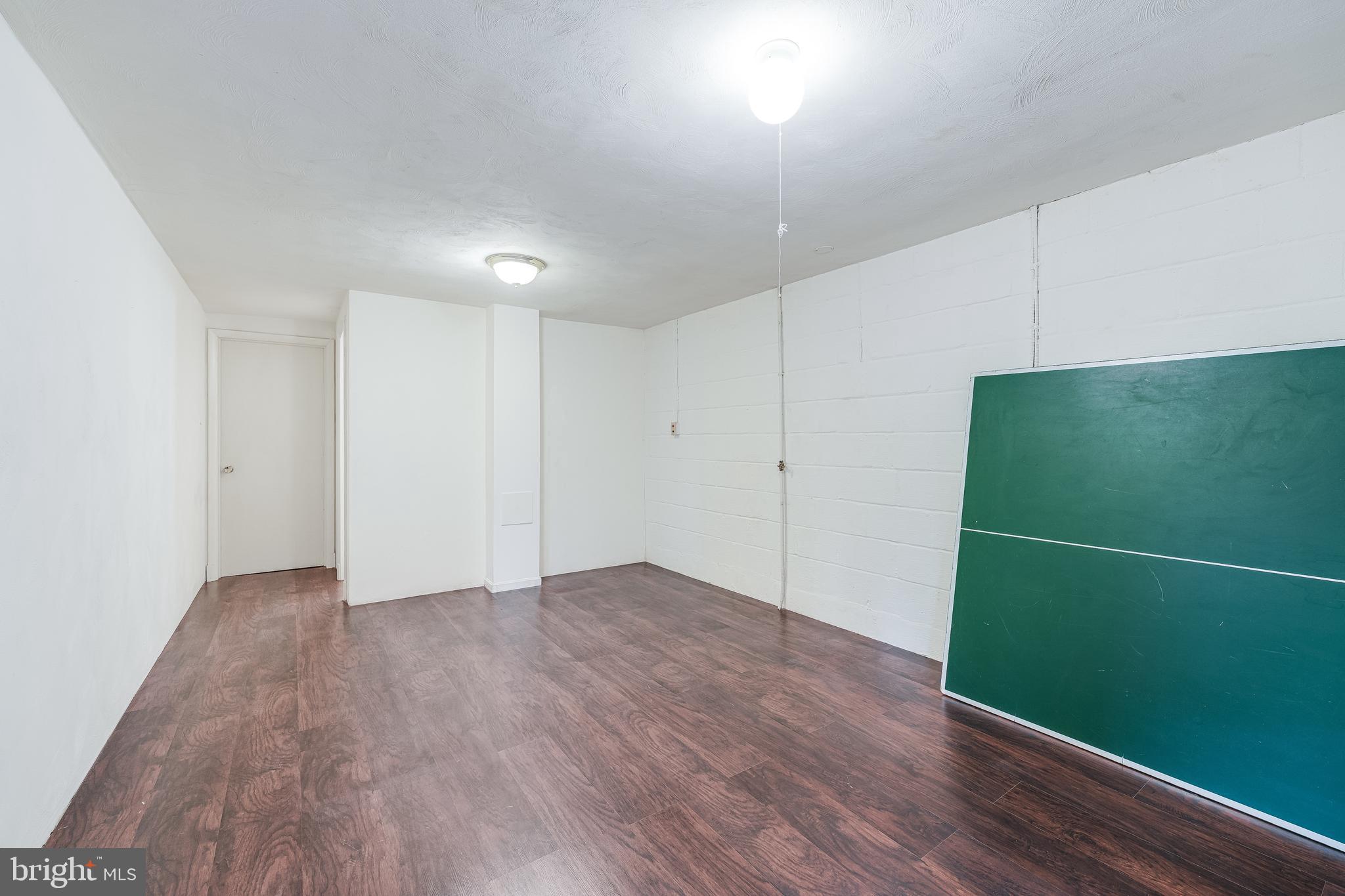 BIRCHWOOD - Residential