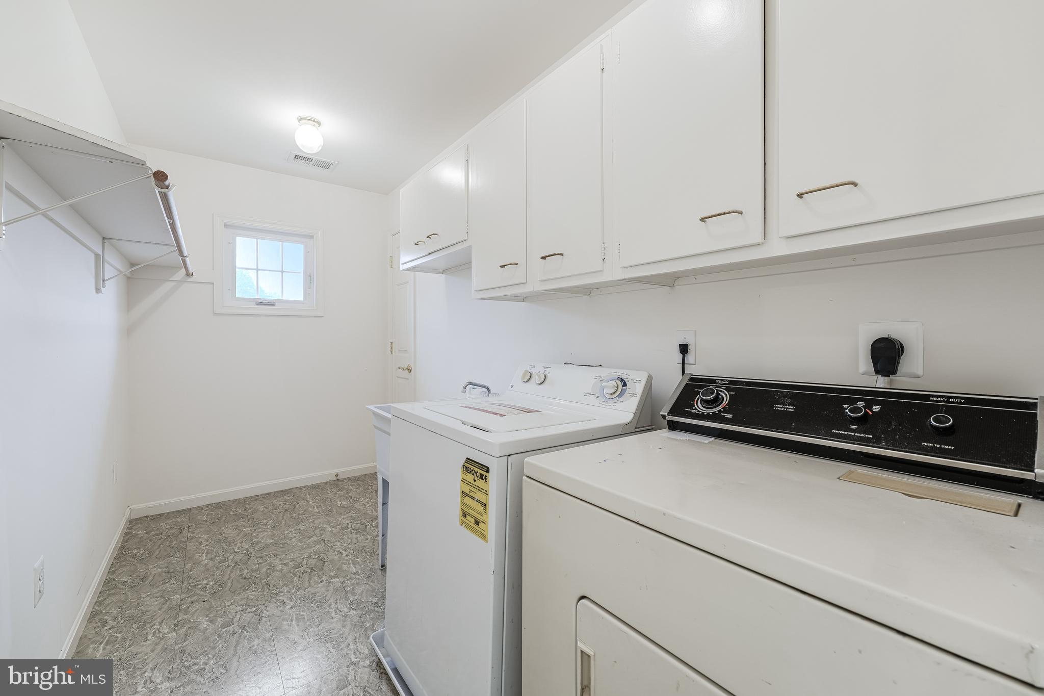 BIRCHWOOD - Residential