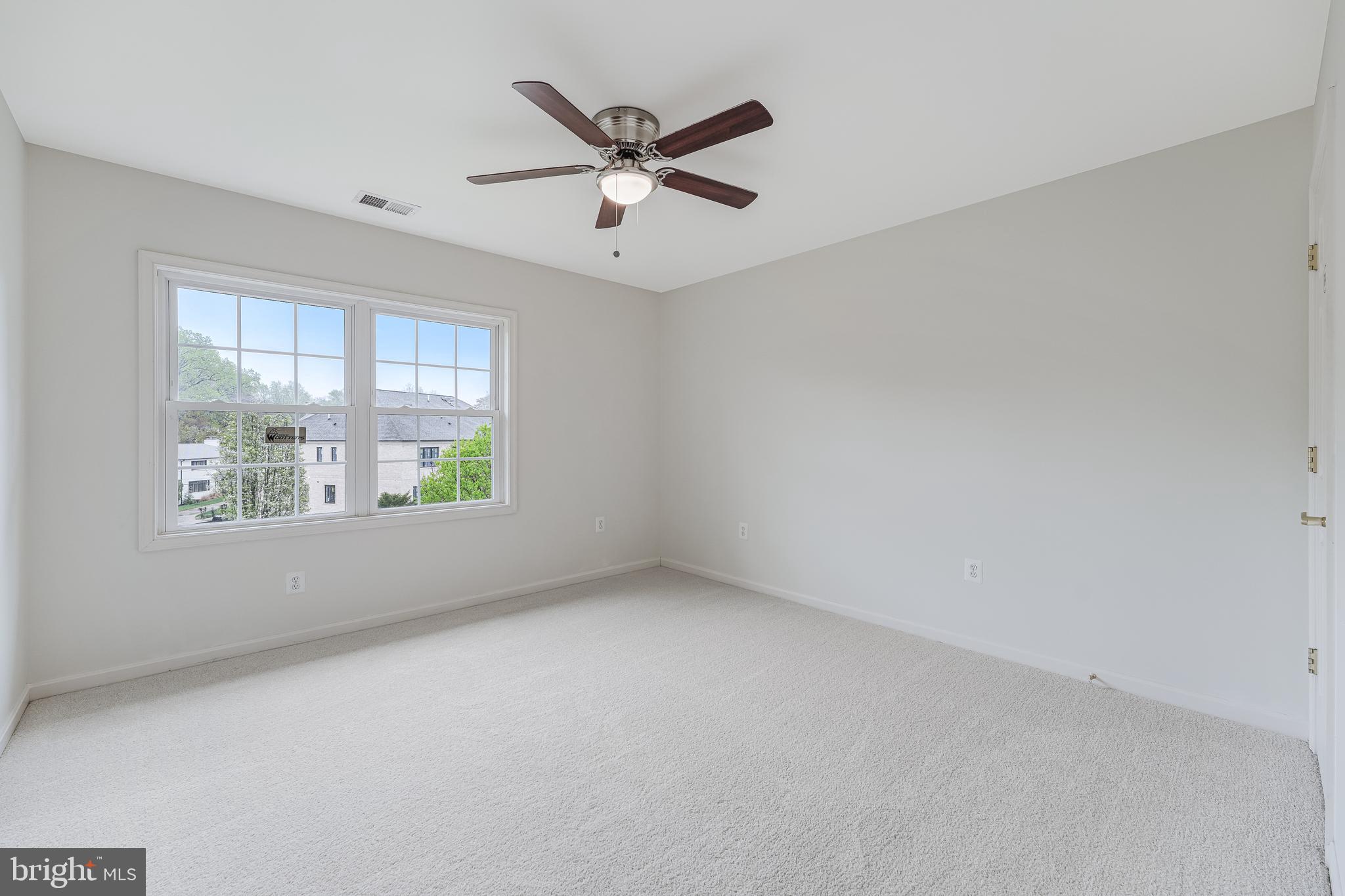 BIRCHWOOD - Residential