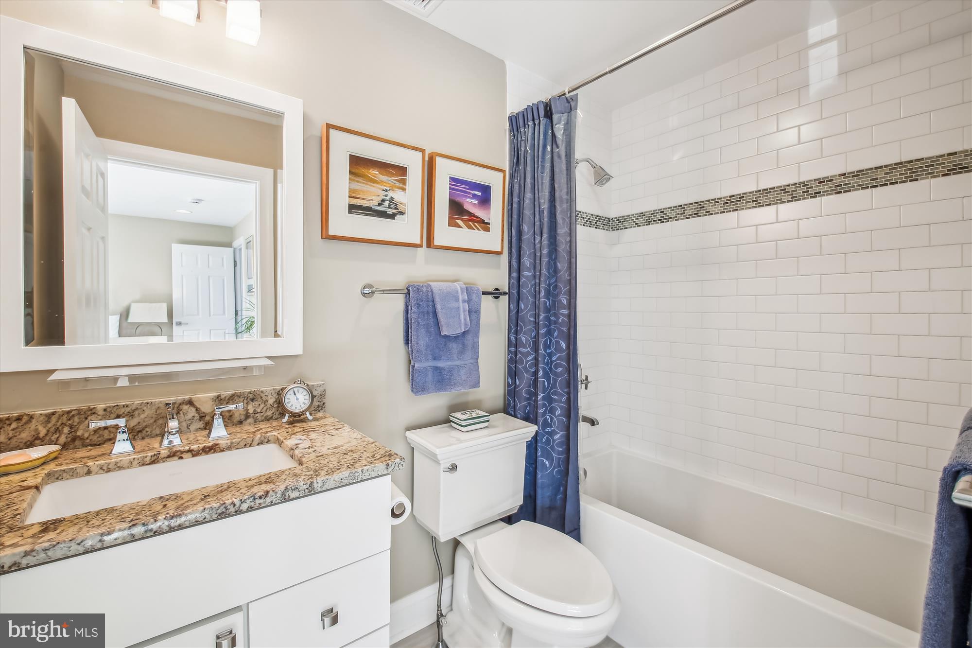 EASTPORT - Residential