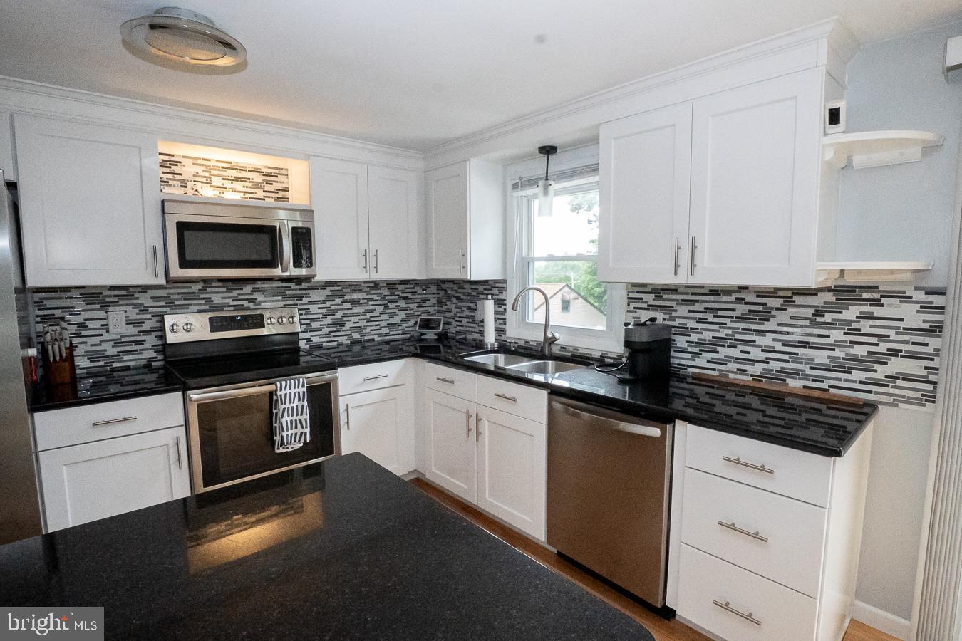 443 SILVER BROOK DRIVE