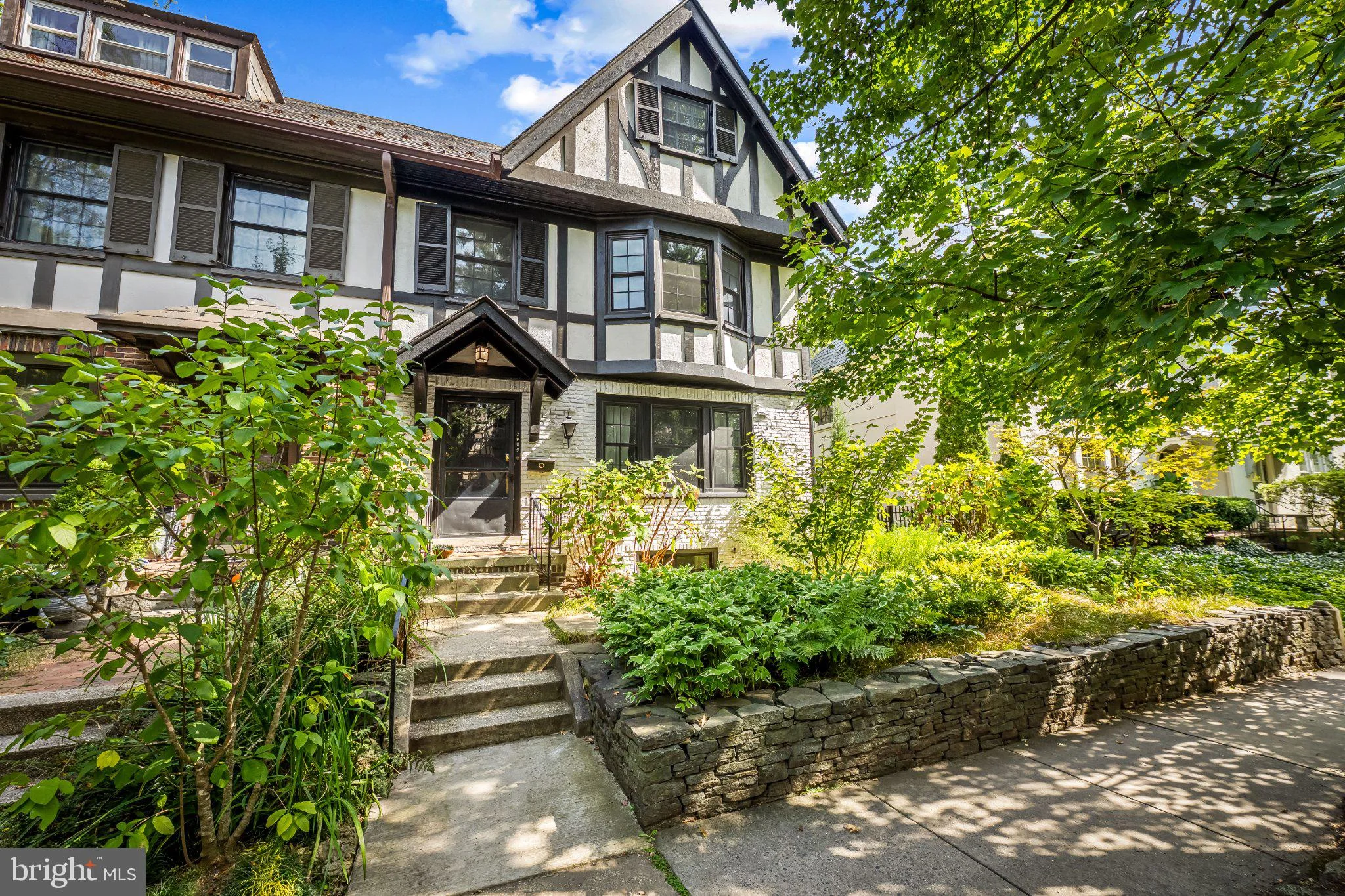 3909 Canterbury Road, Baltimore, MD 21218