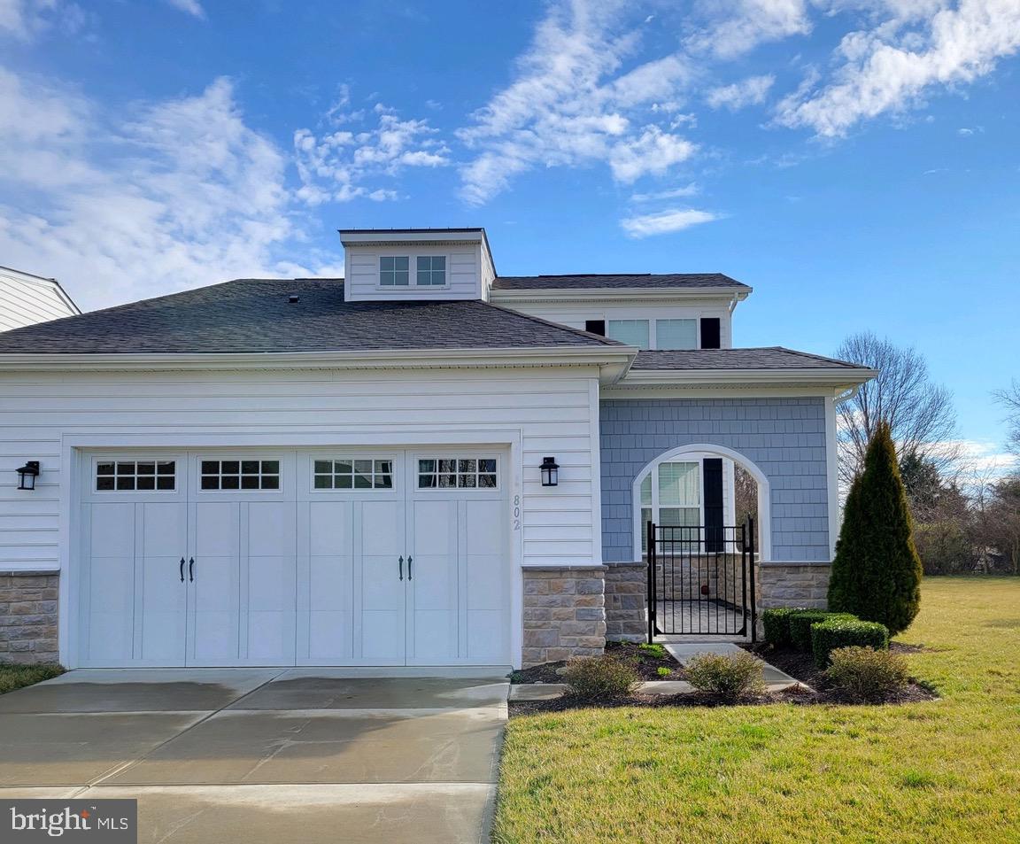 BAY BRIDGE COVE - Residential