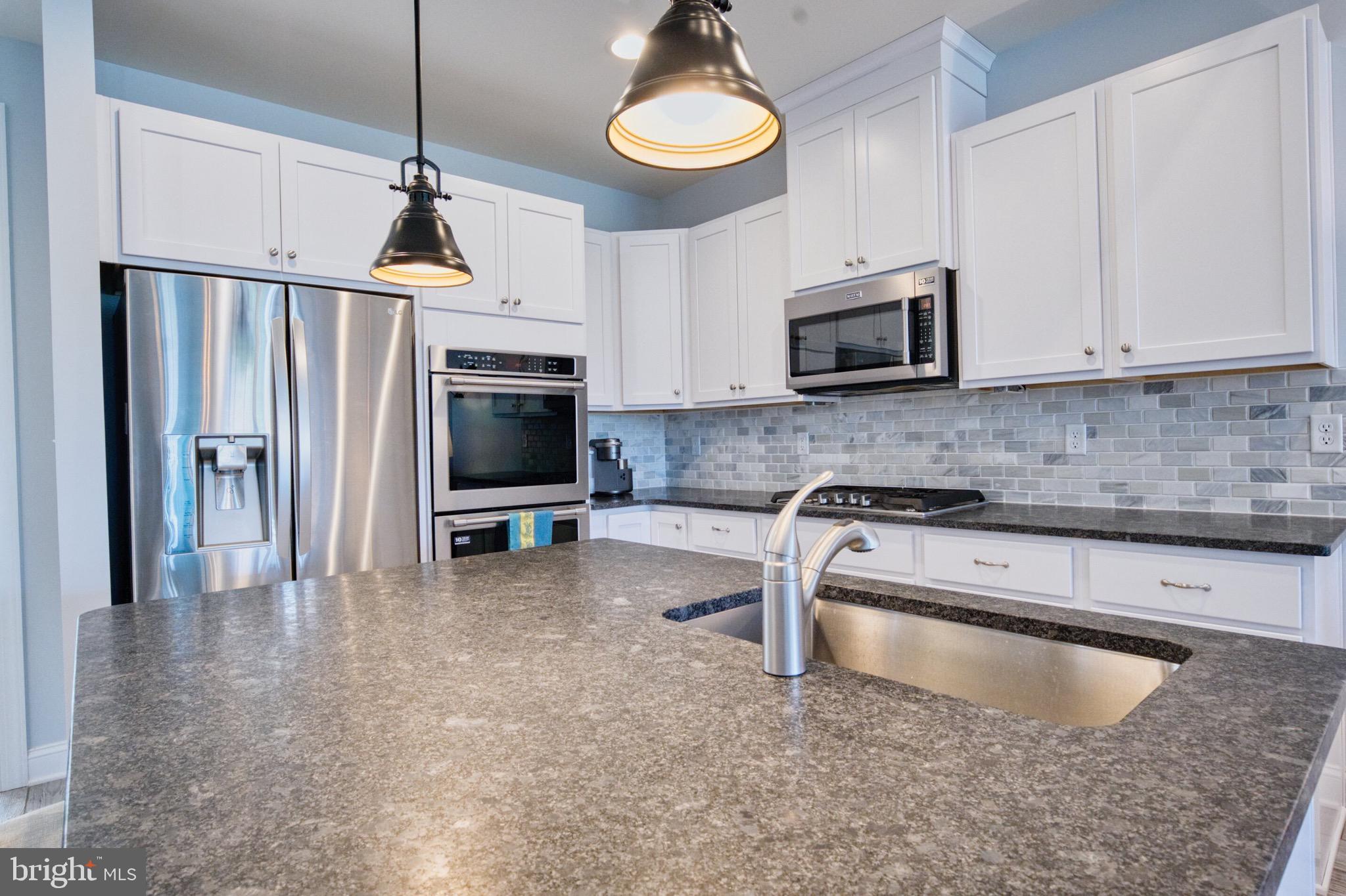 BAY BRIDGE COVE - Residential