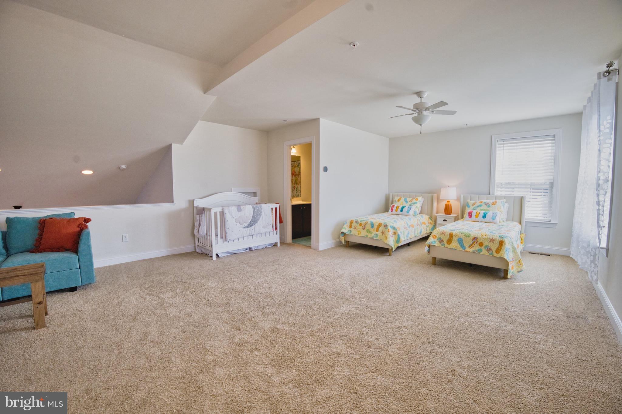 BAY BRIDGE COVE - Residential