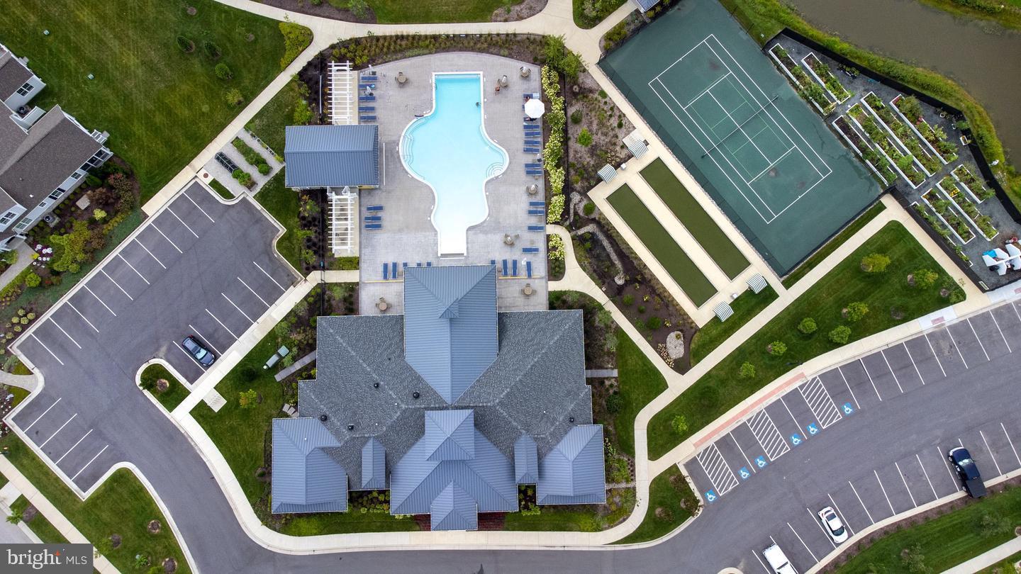 BAY BRIDGE COVE - Residential