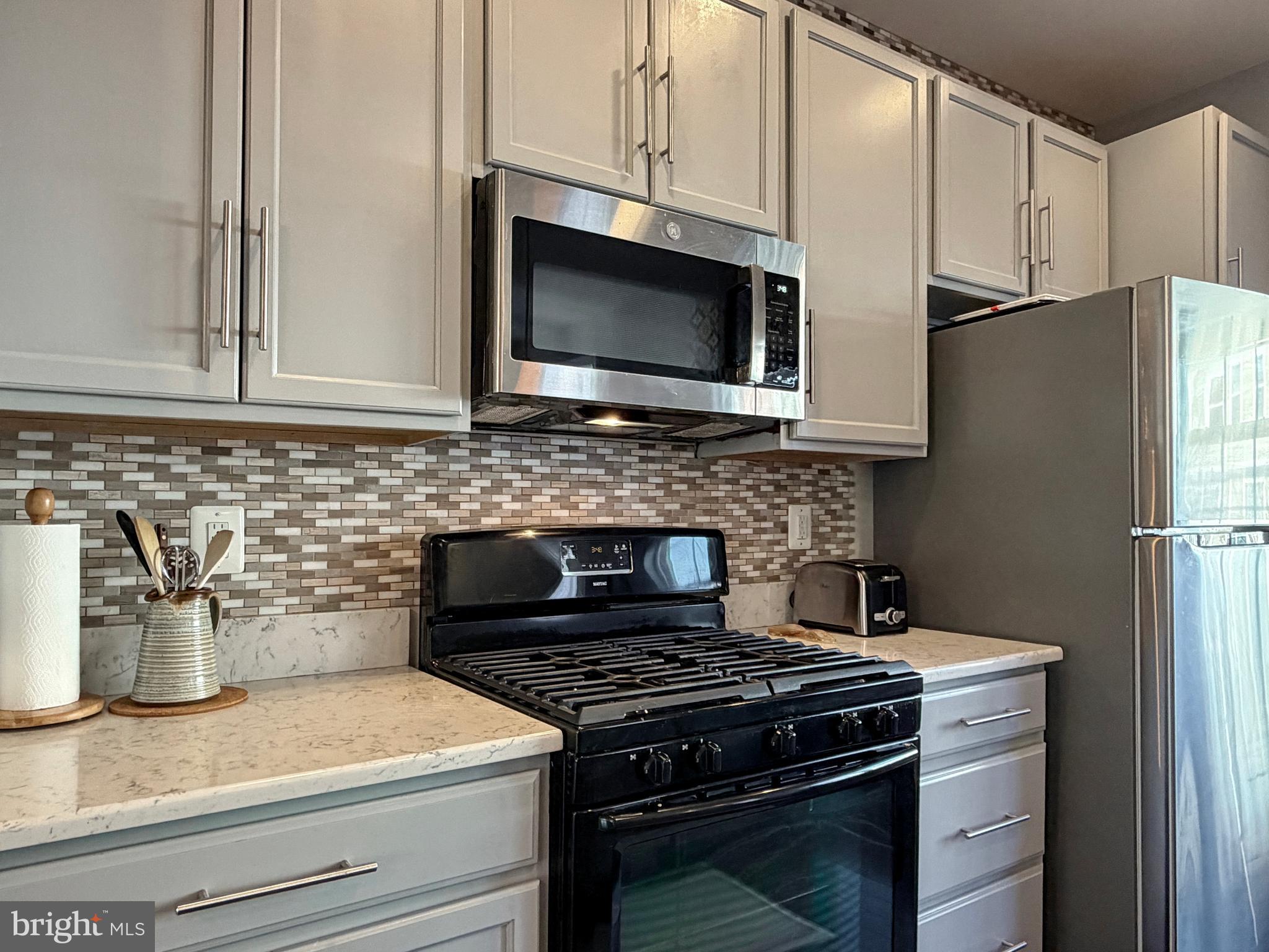 THE VILLAGES OF STEEPLECHASE - Residential