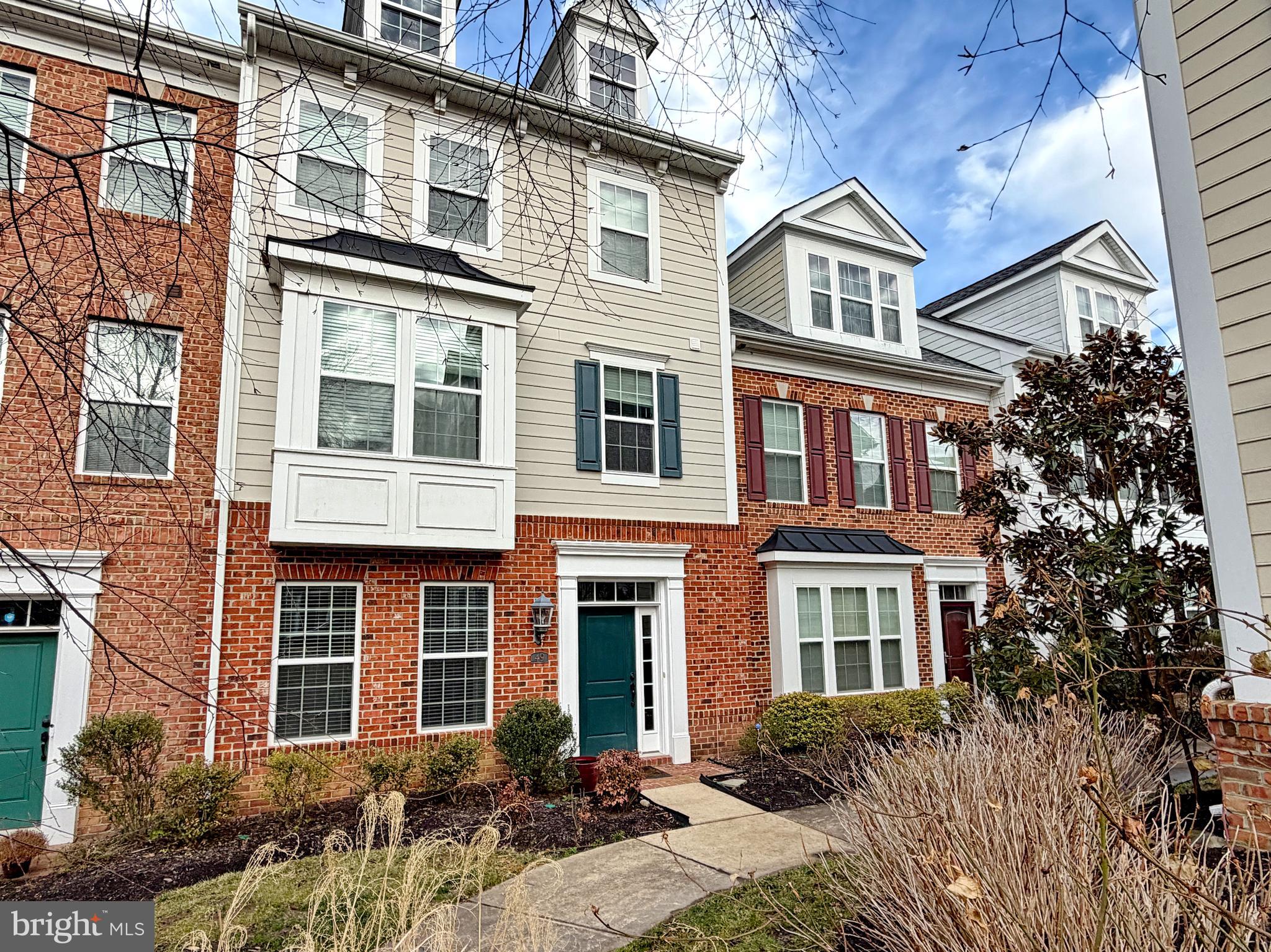 THE VILLAGES OF STEEPLECHASE - Residential