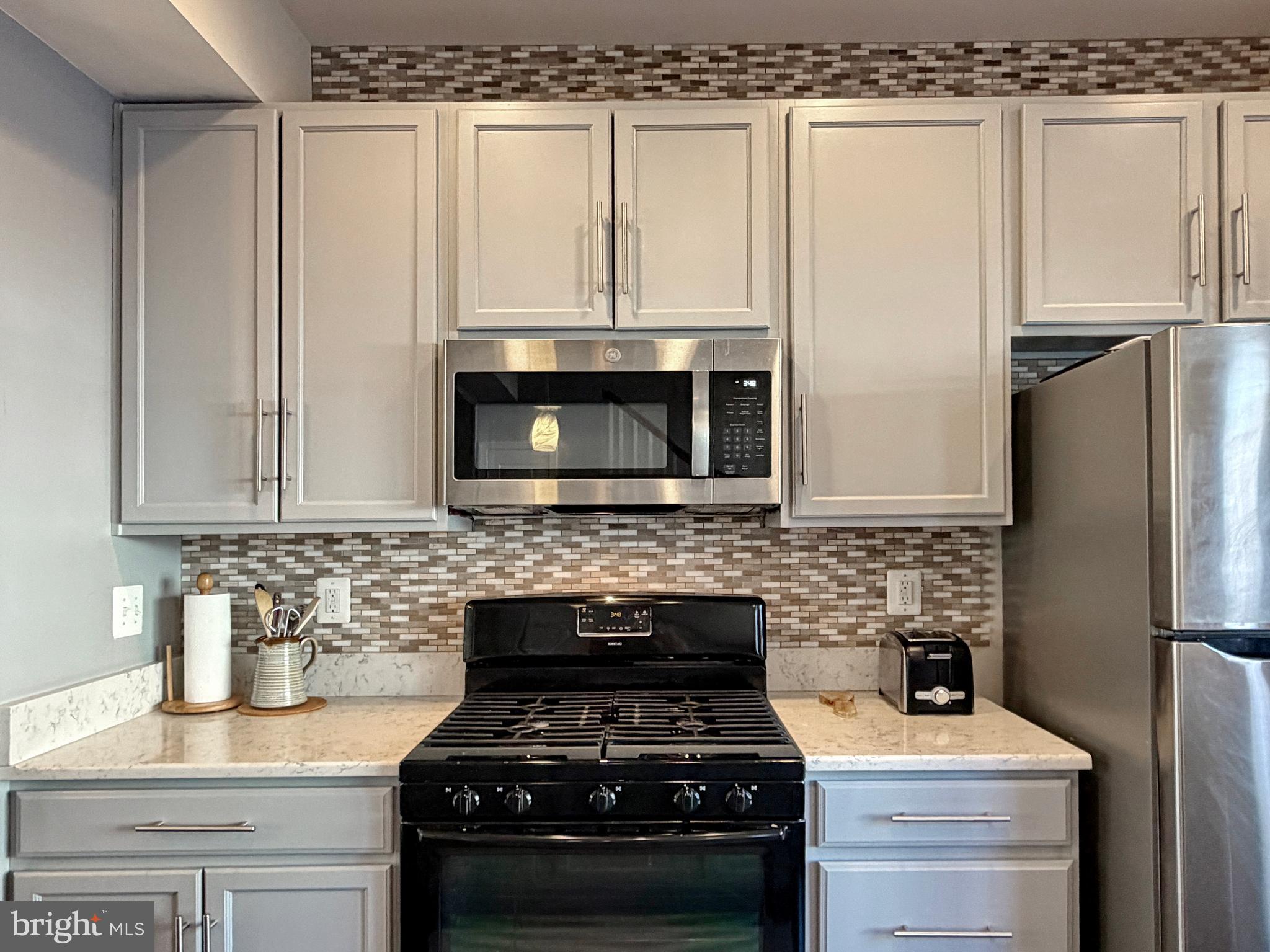 THE VILLAGES OF STEEPLECHASE - Residential