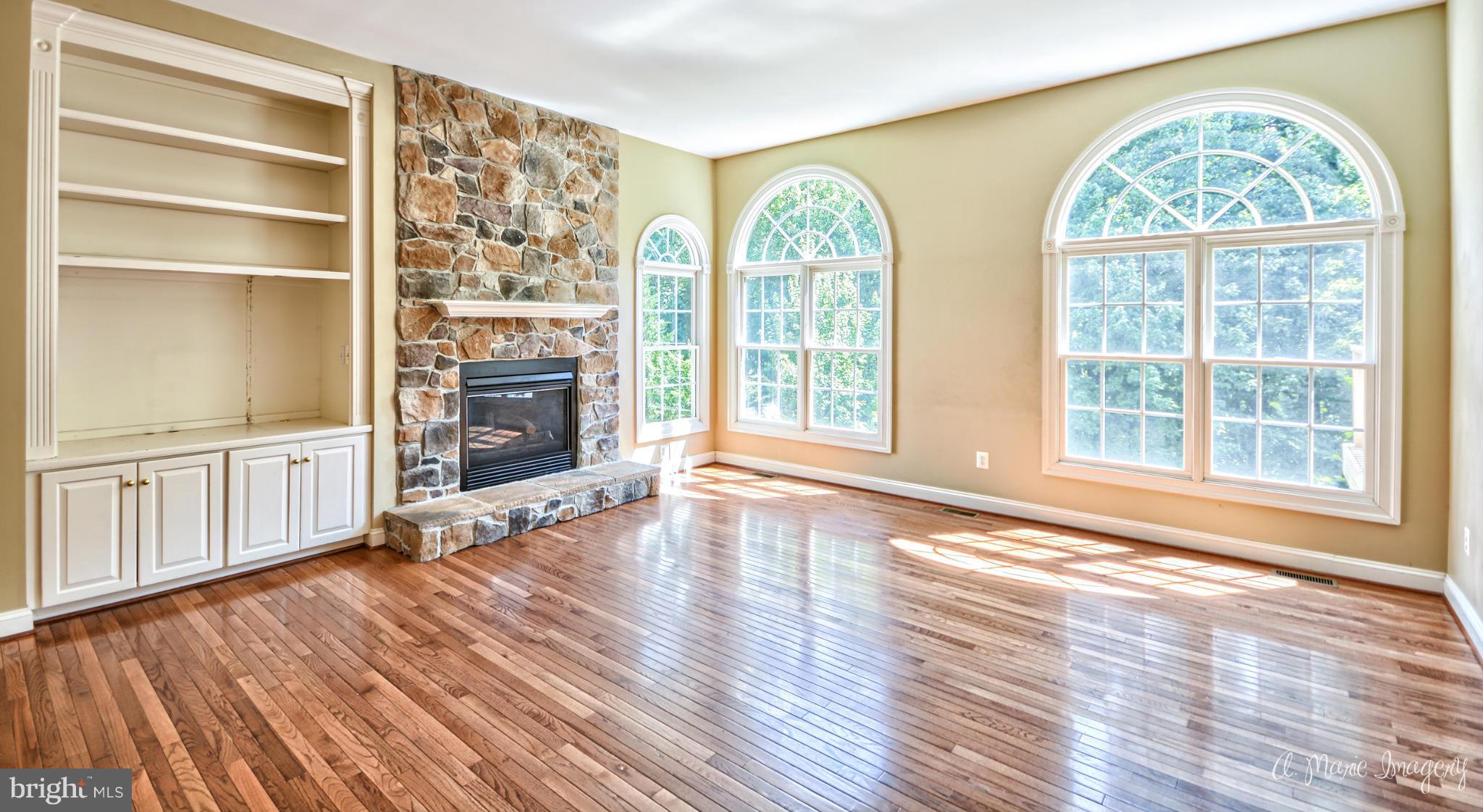 VILLAGES OF URBANA - Residential Lease