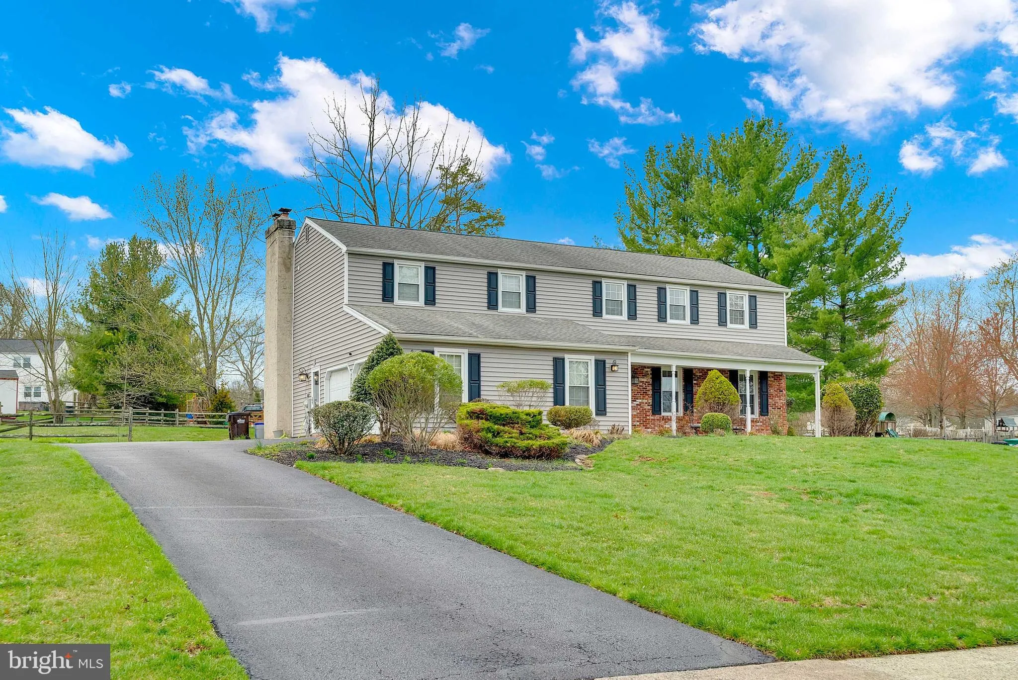 Norristown, Pennsylvania 19403, United States, 4 Bedrooms Bedrooms, ,3 BathroomsBathrooms,Residential,Pending,105270