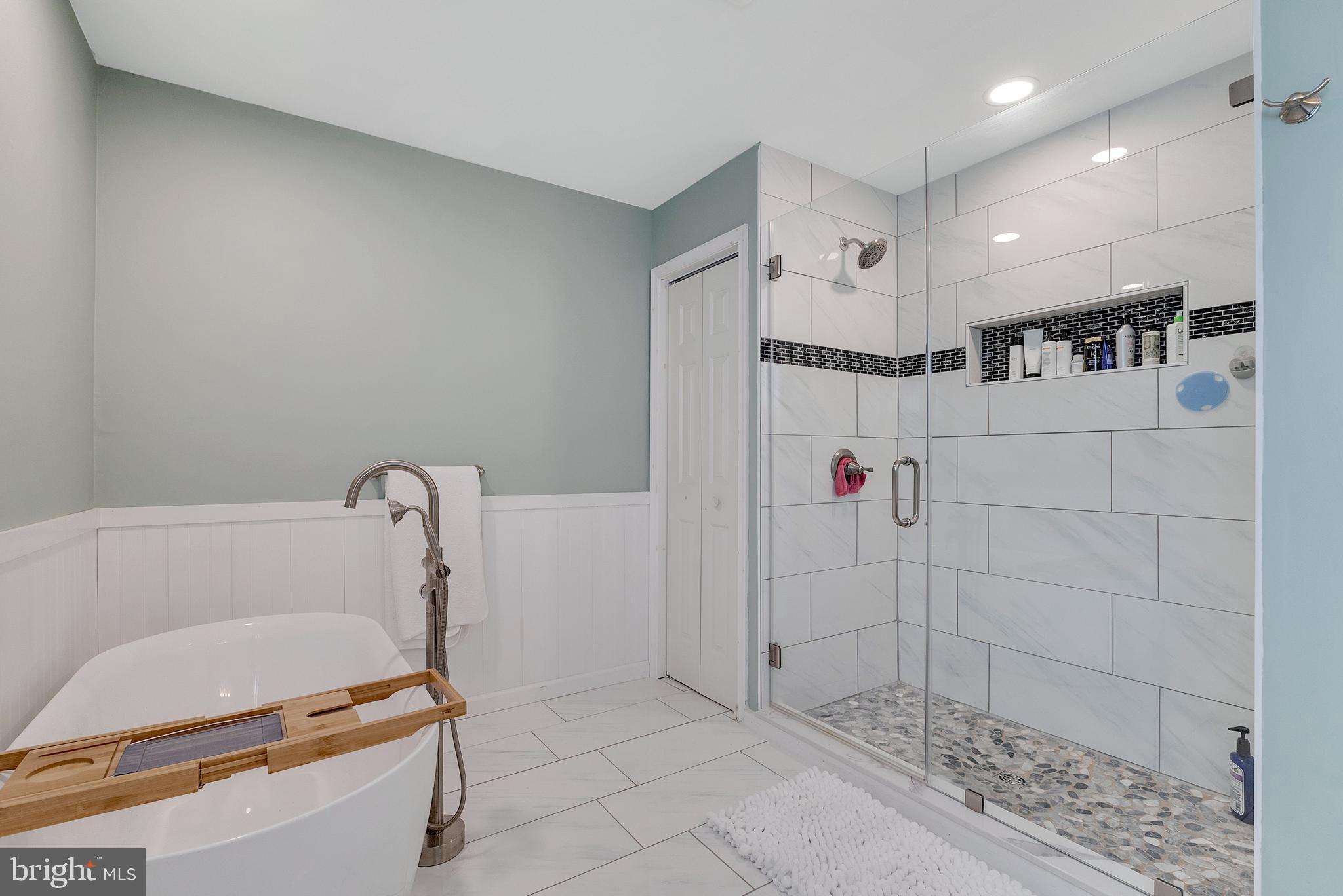 VALLEY GREEN - Residential