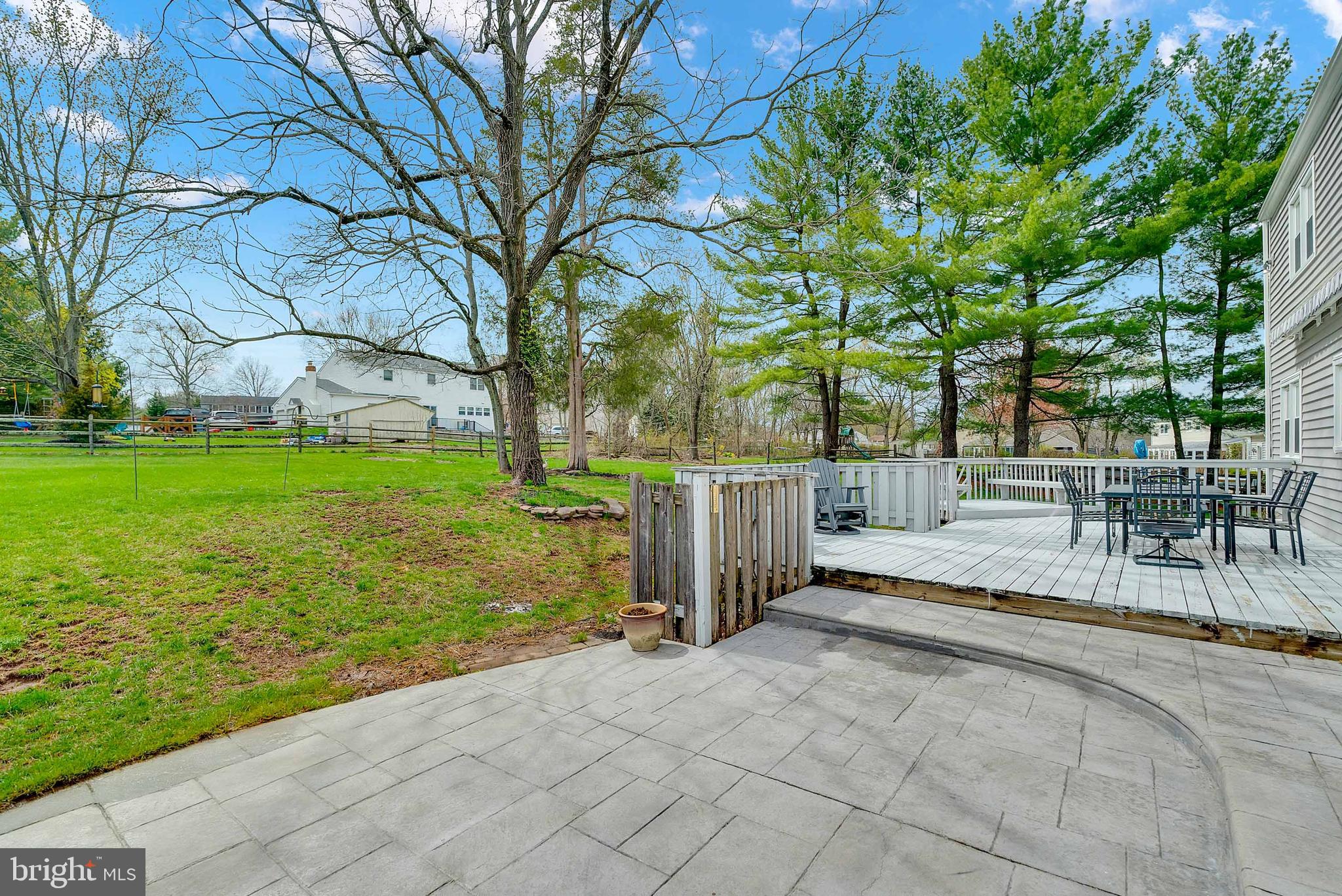 VALLEY GREEN - Residential