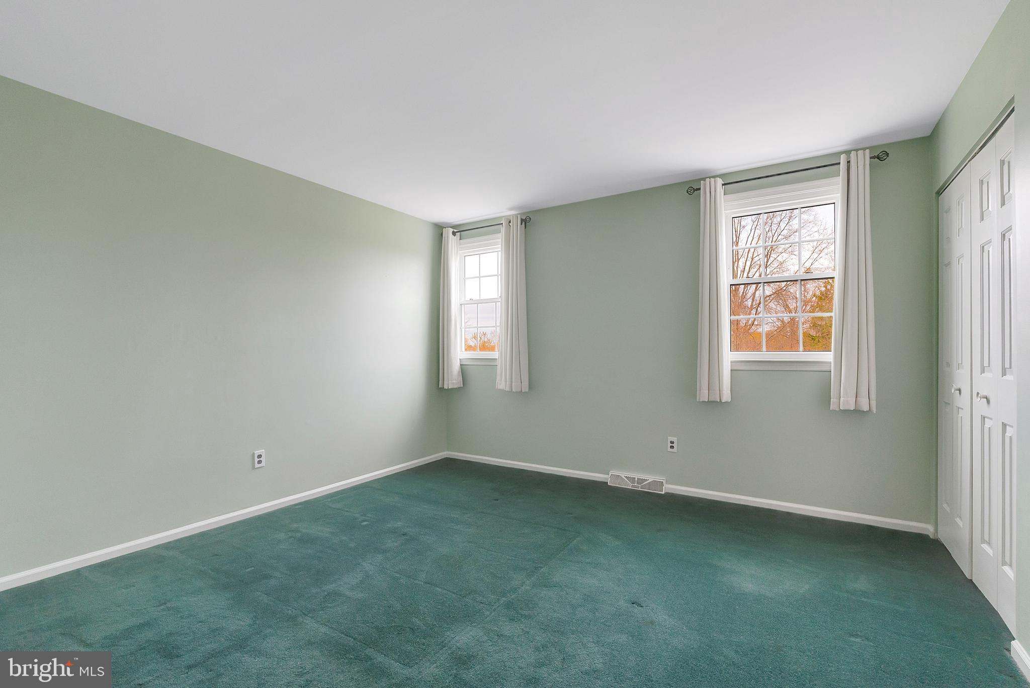 VALLEY GREEN - Residential