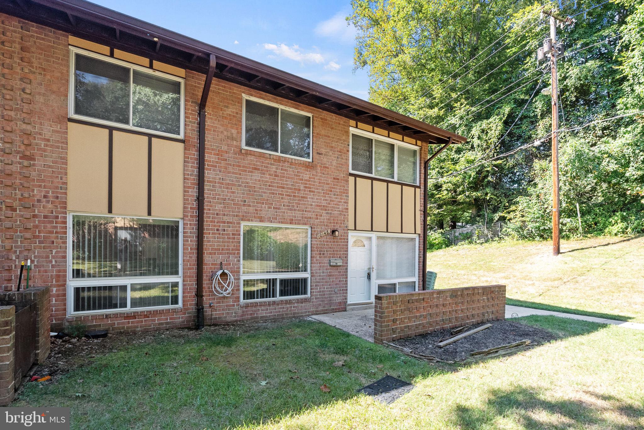 10148 FAIR WOODS DRIVE