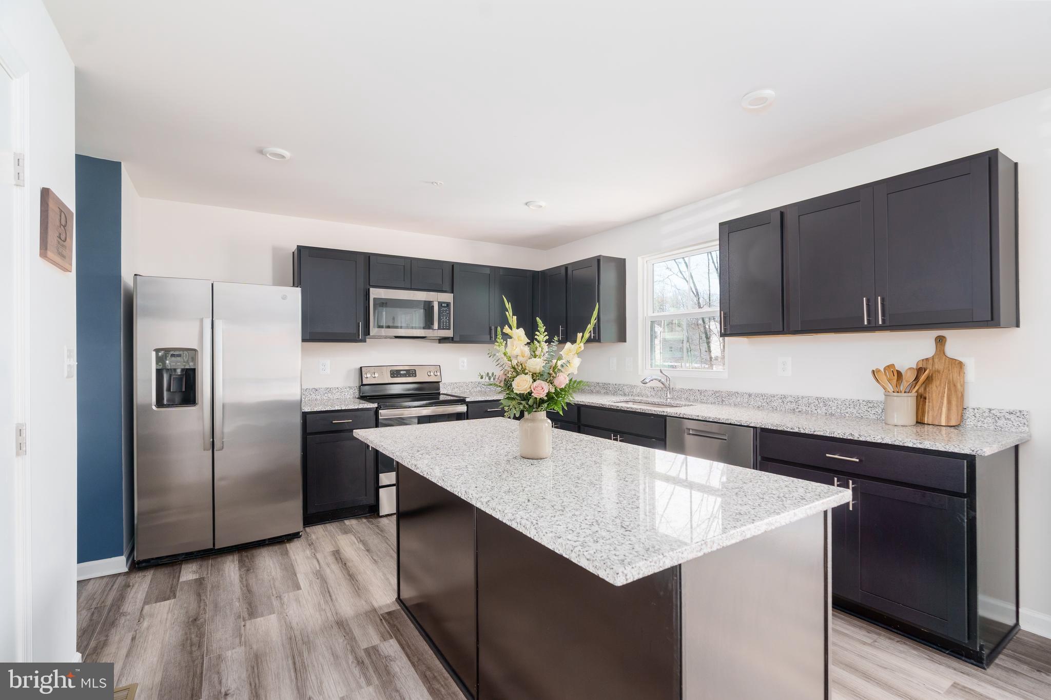 RIDGELY FOREST - Residential