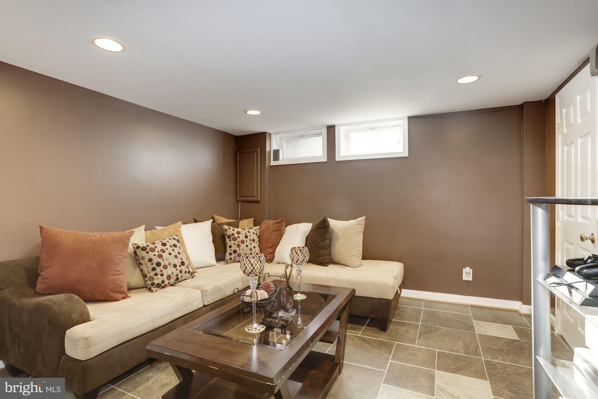 ANDOVER HEIGHTS CONDO II - Residential