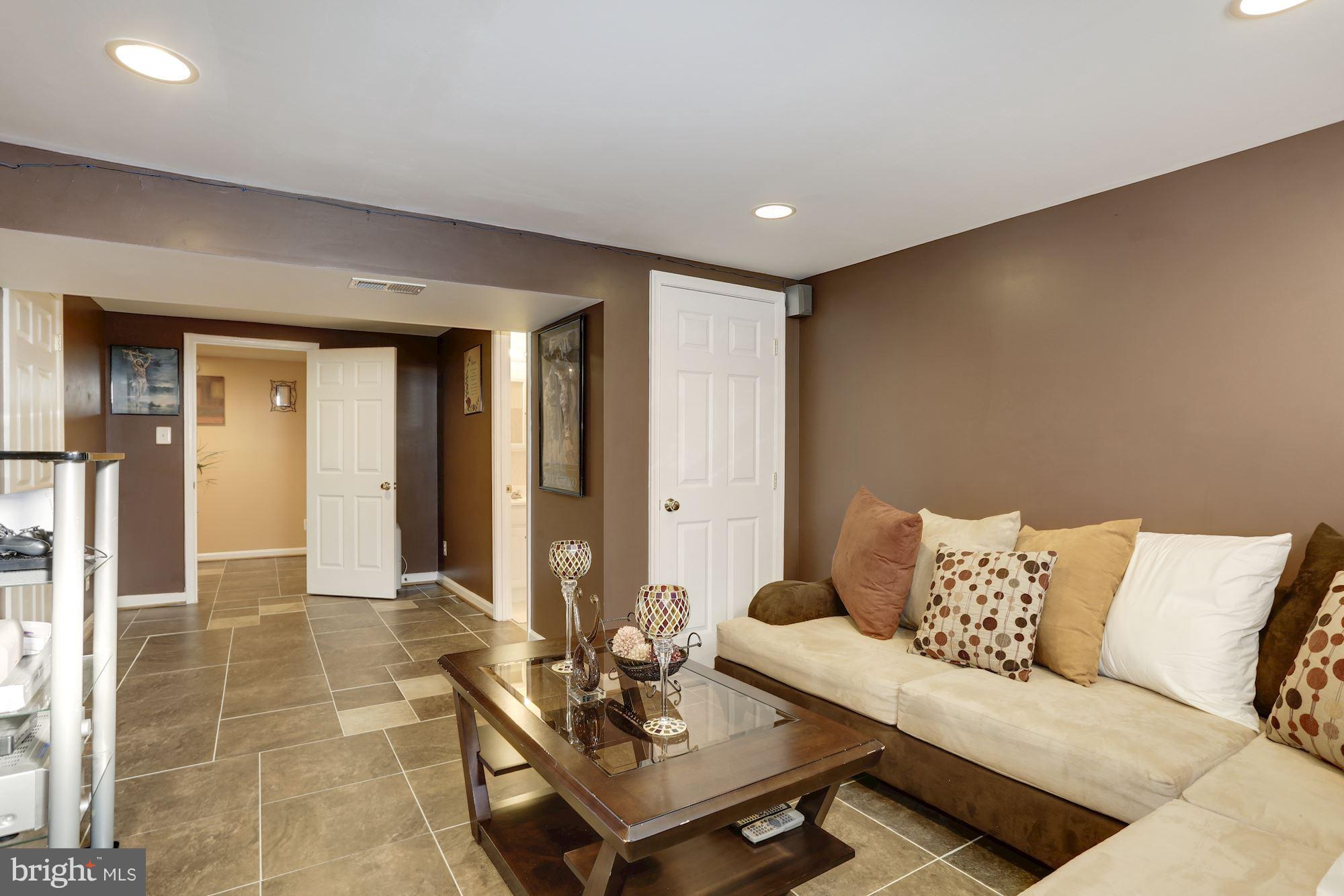 ANDOVER HEIGHTS CONDO II - Residential