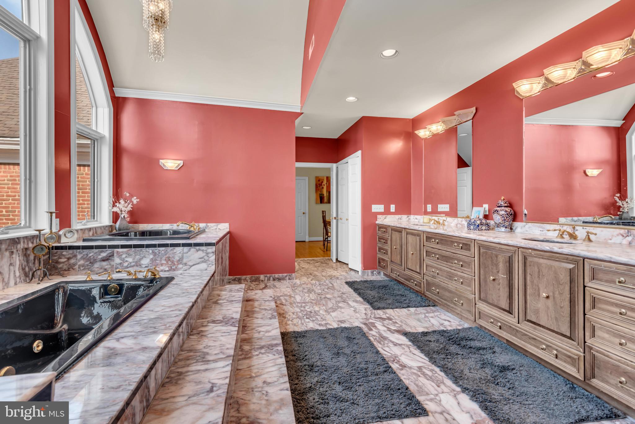 RIVER VIEW - Residential