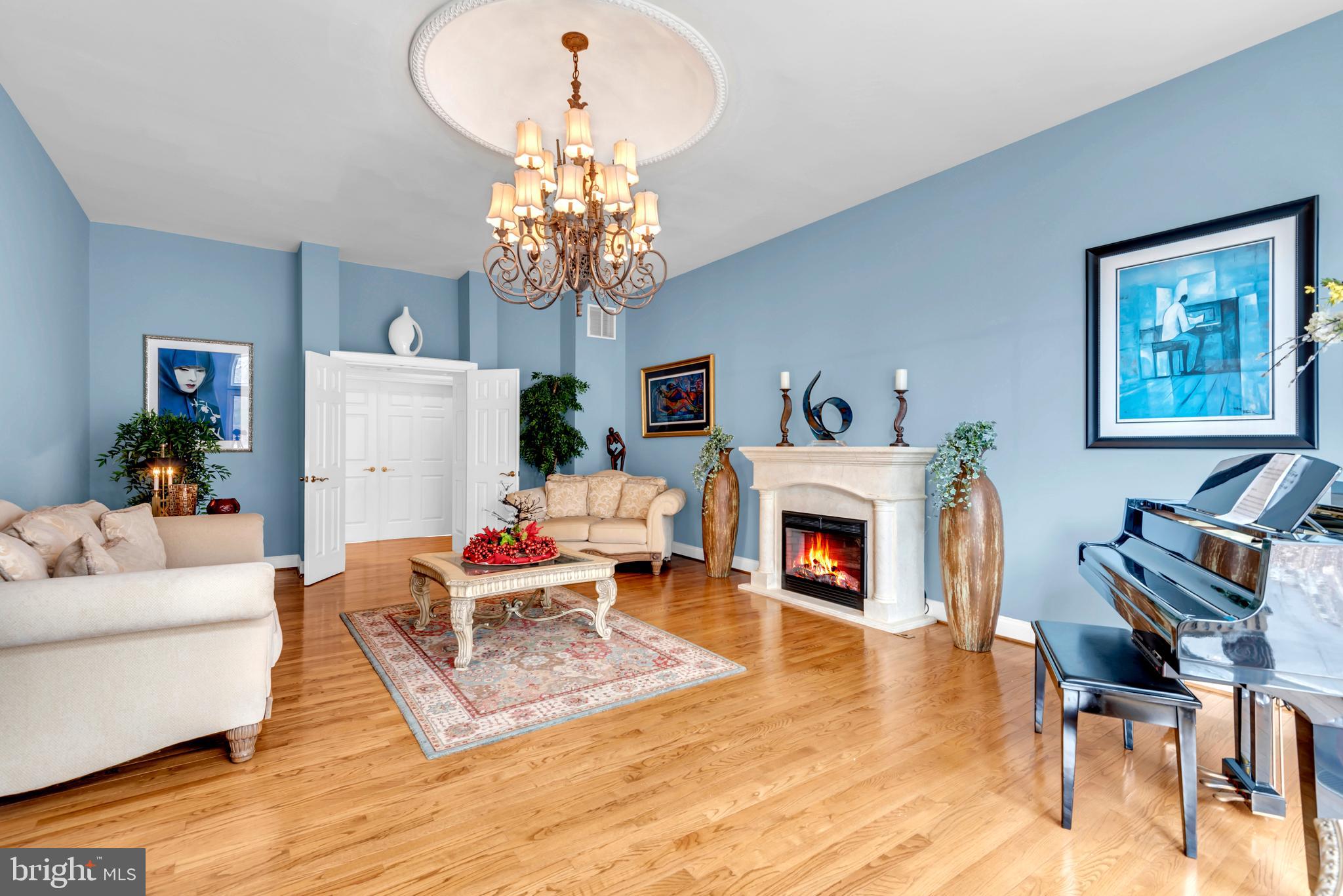 RIVER VIEW - Residential