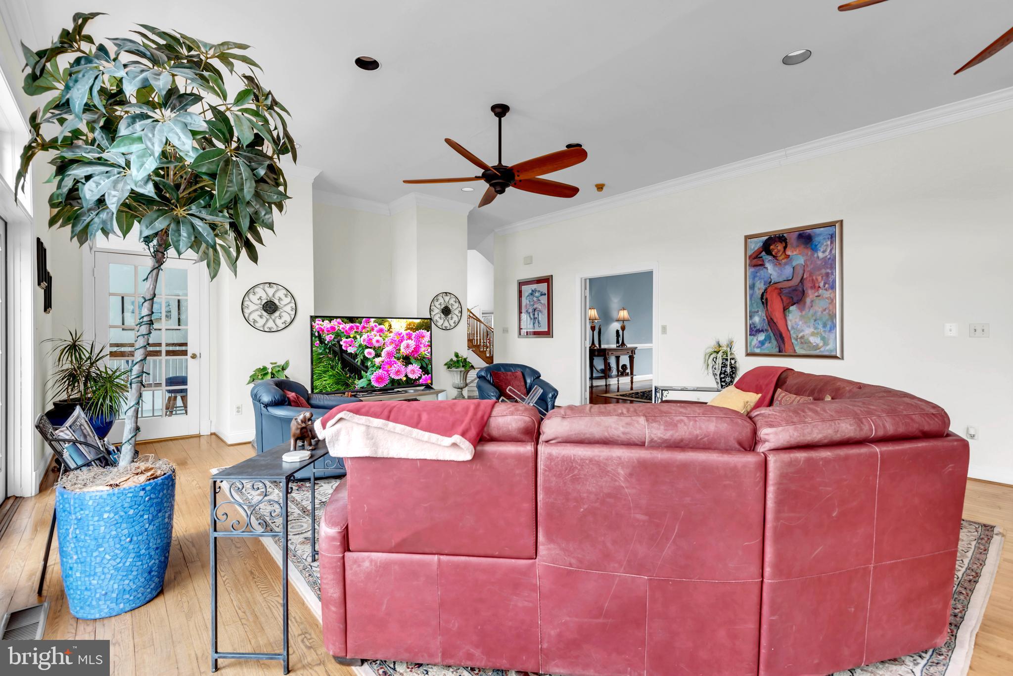 RIVER VIEW - Residential