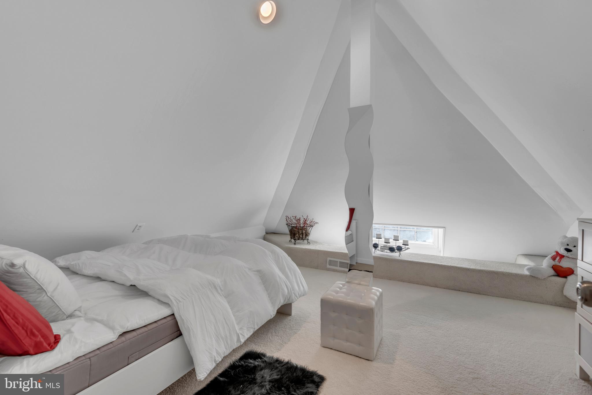 RIVER VIEW - Residential