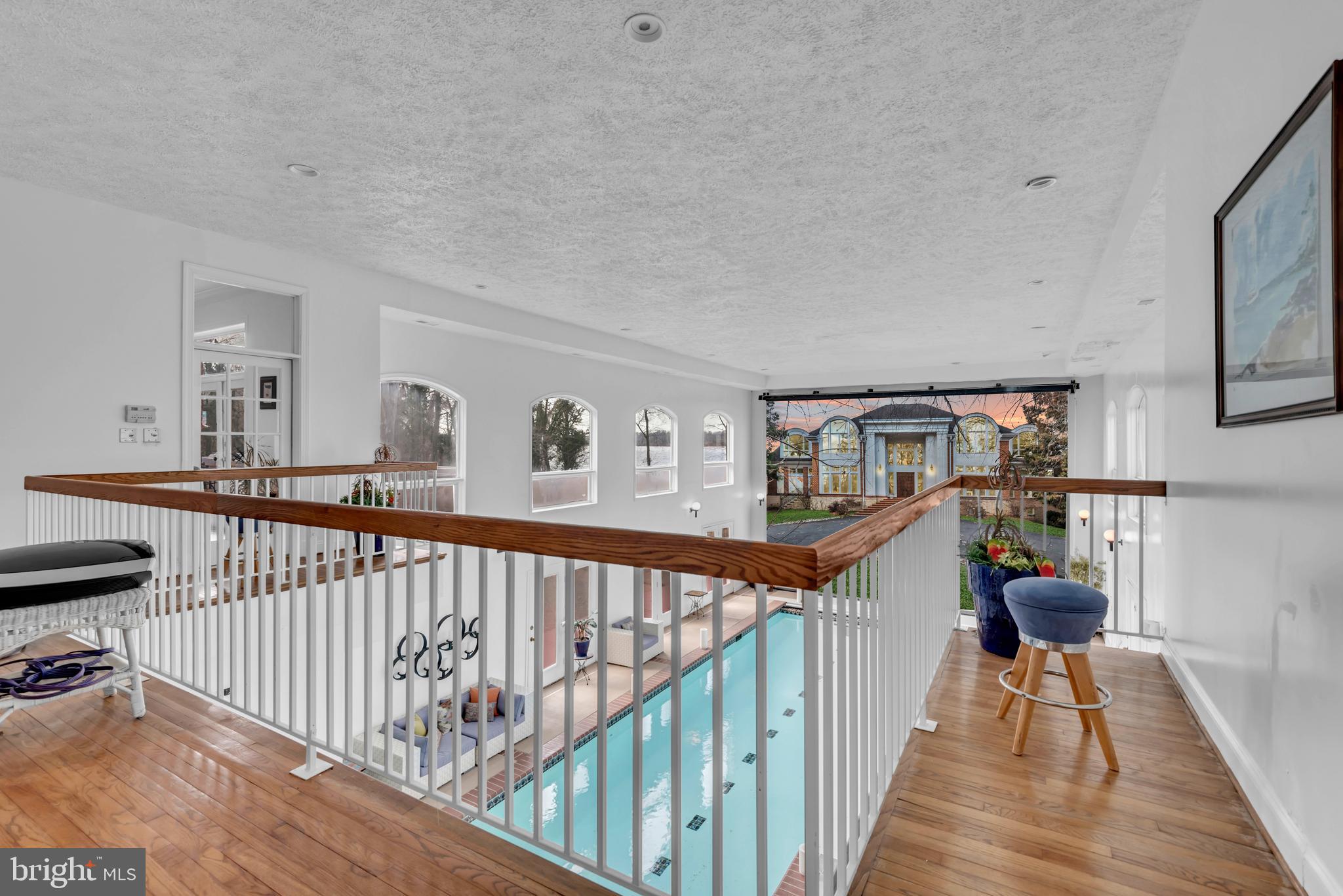 RIVER VIEW - Residential