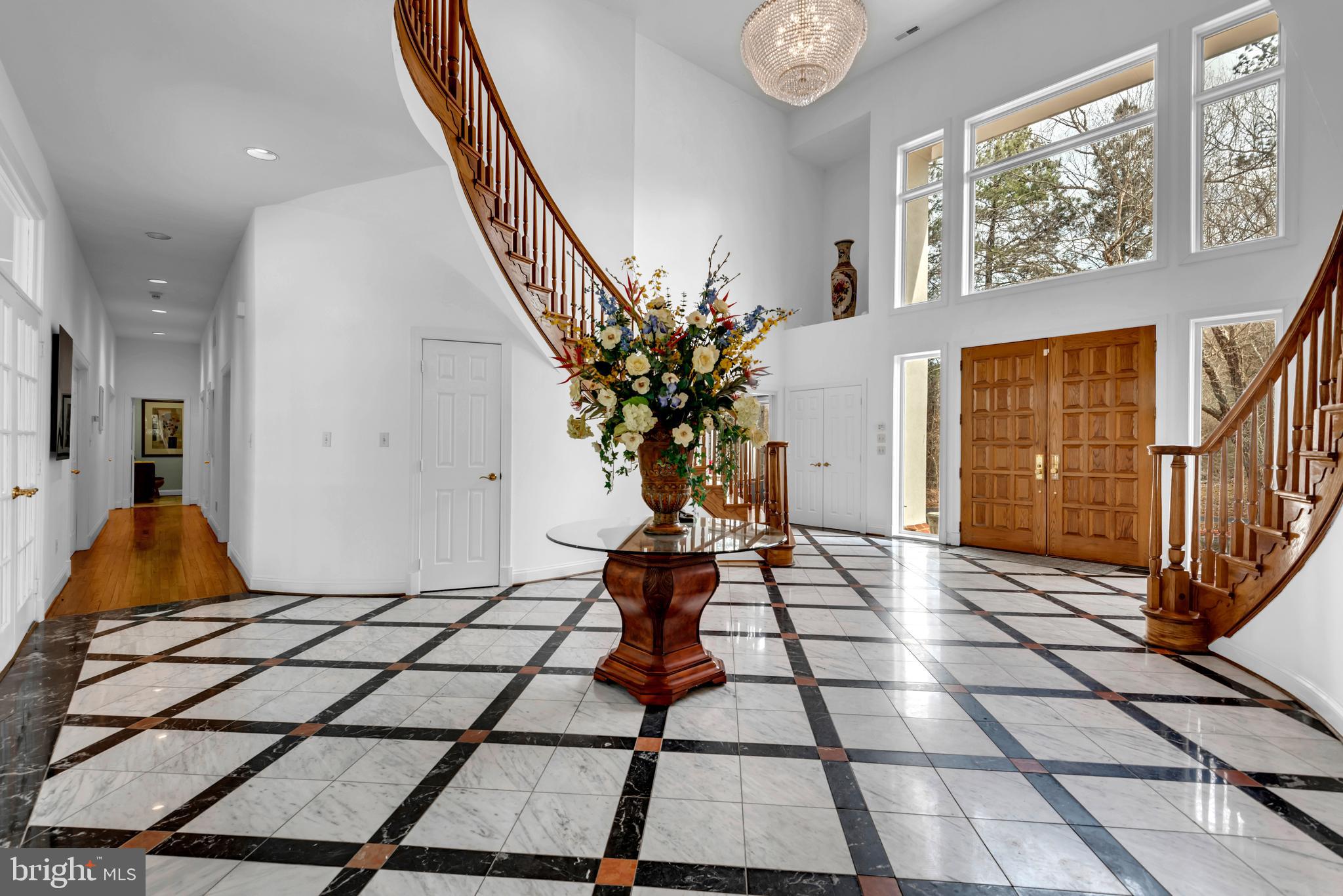 RIVER VIEW - Residential