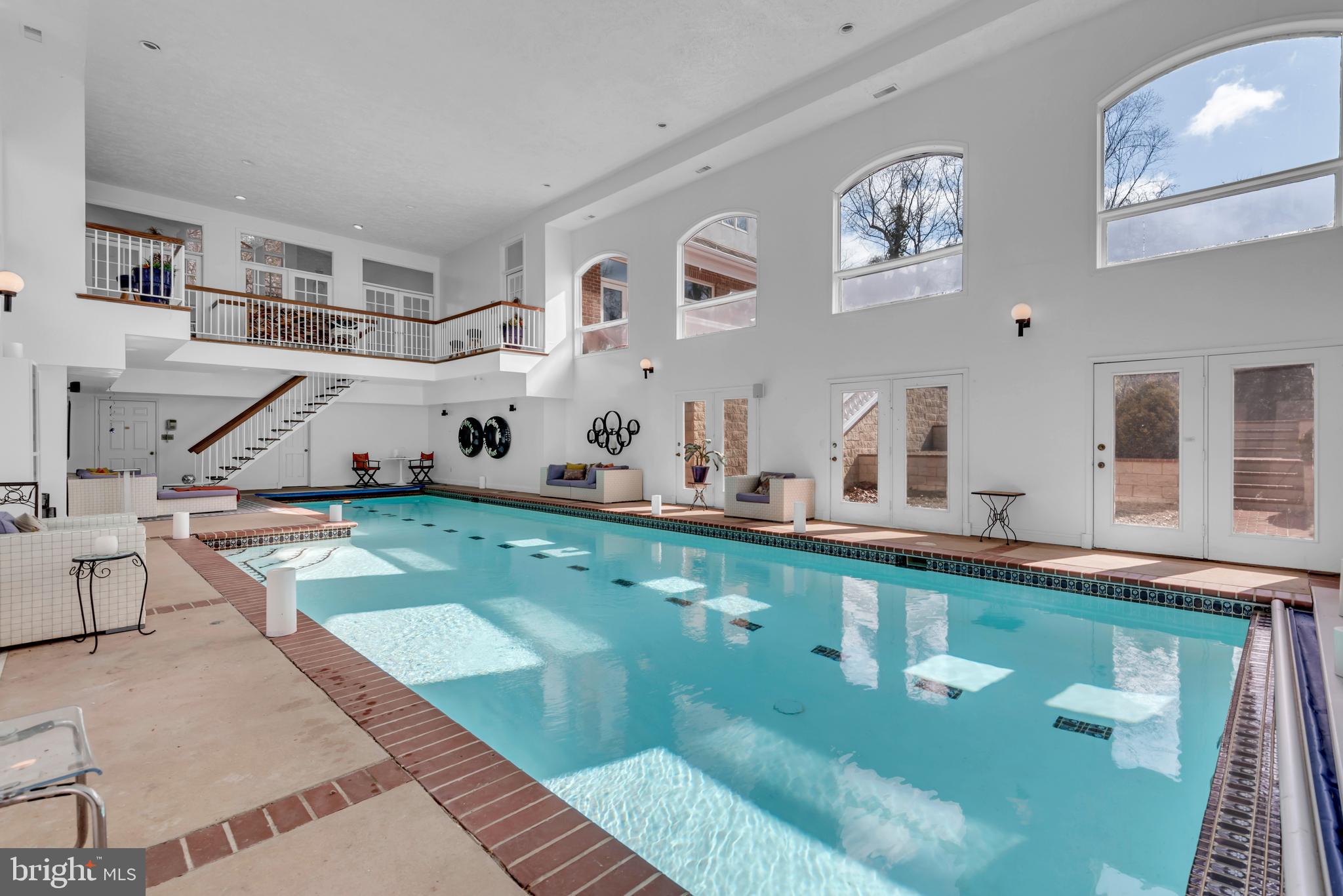 RIVER VIEW - Residential