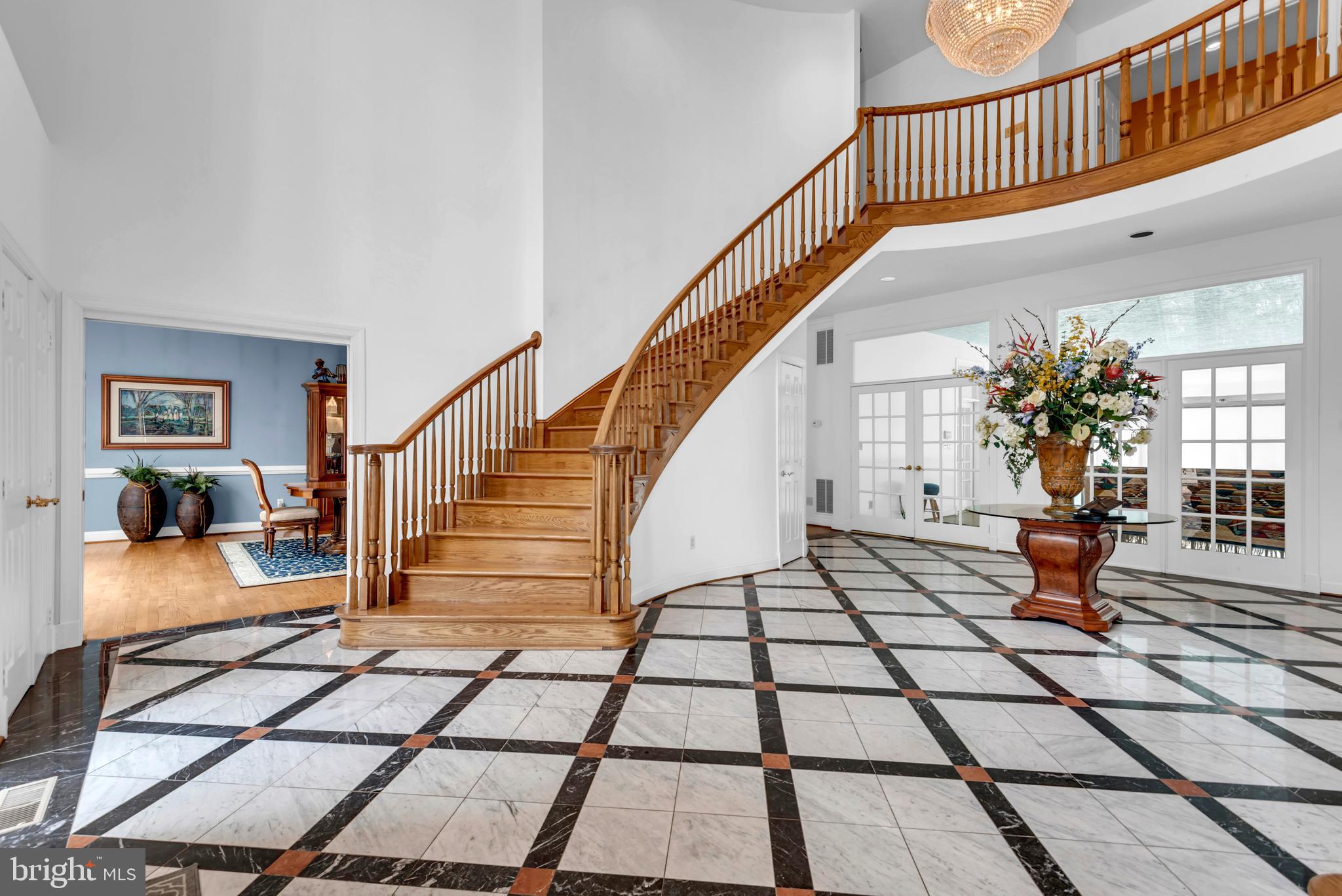 RIVER VIEW - Residential