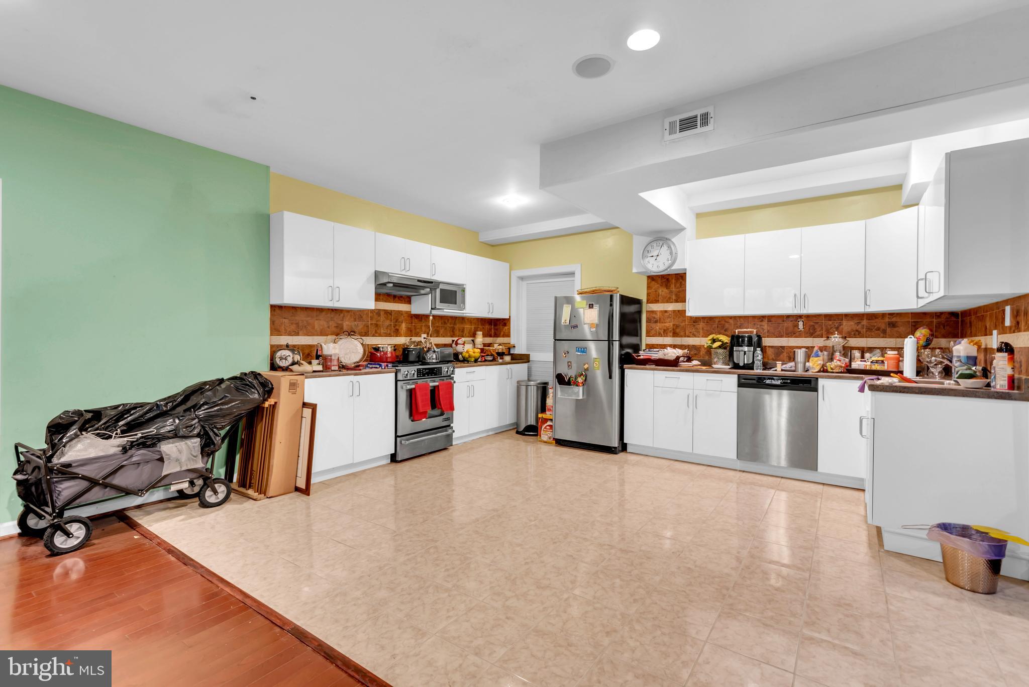 RIVER VIEW - Residential