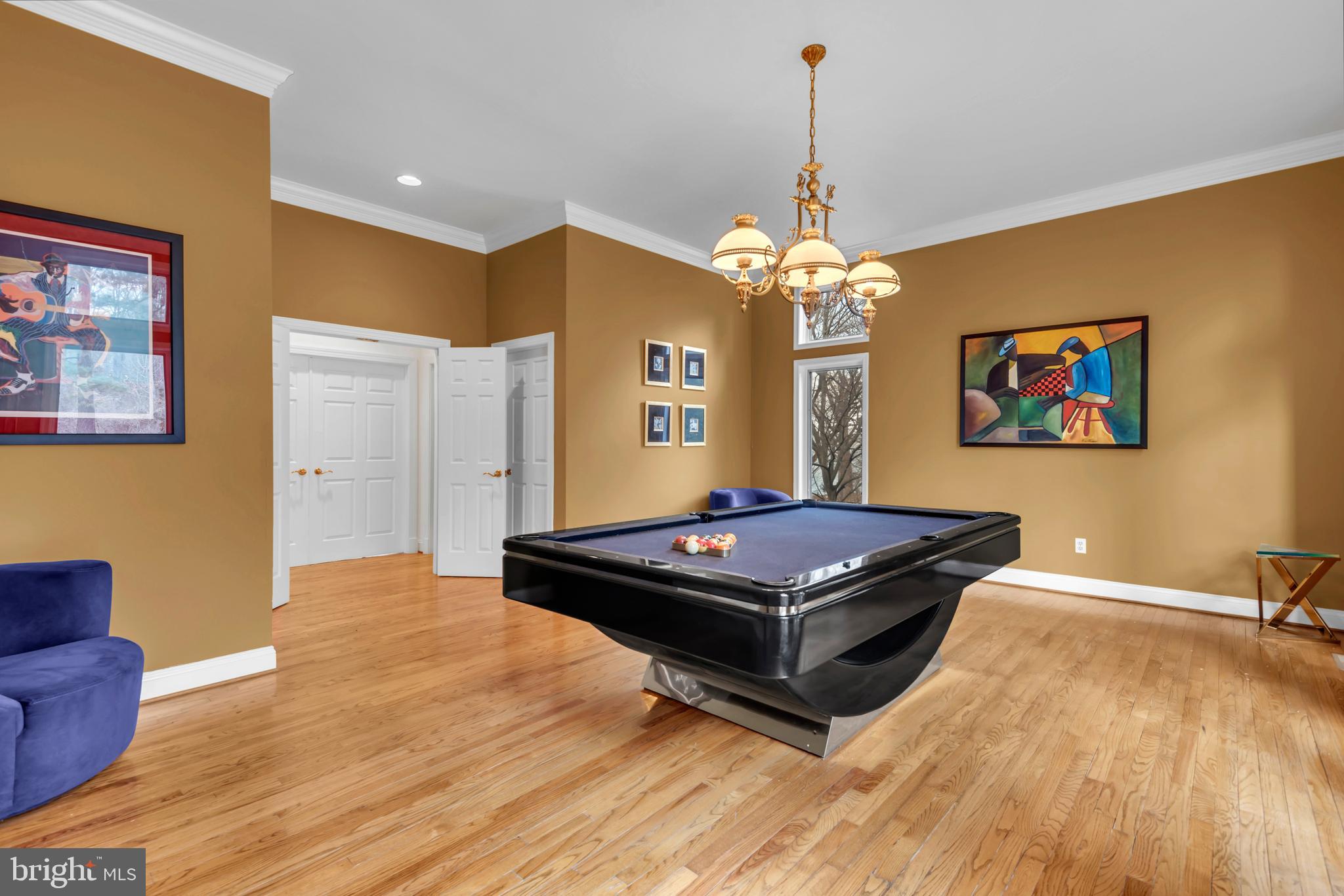 RIVER VIEW - Residential